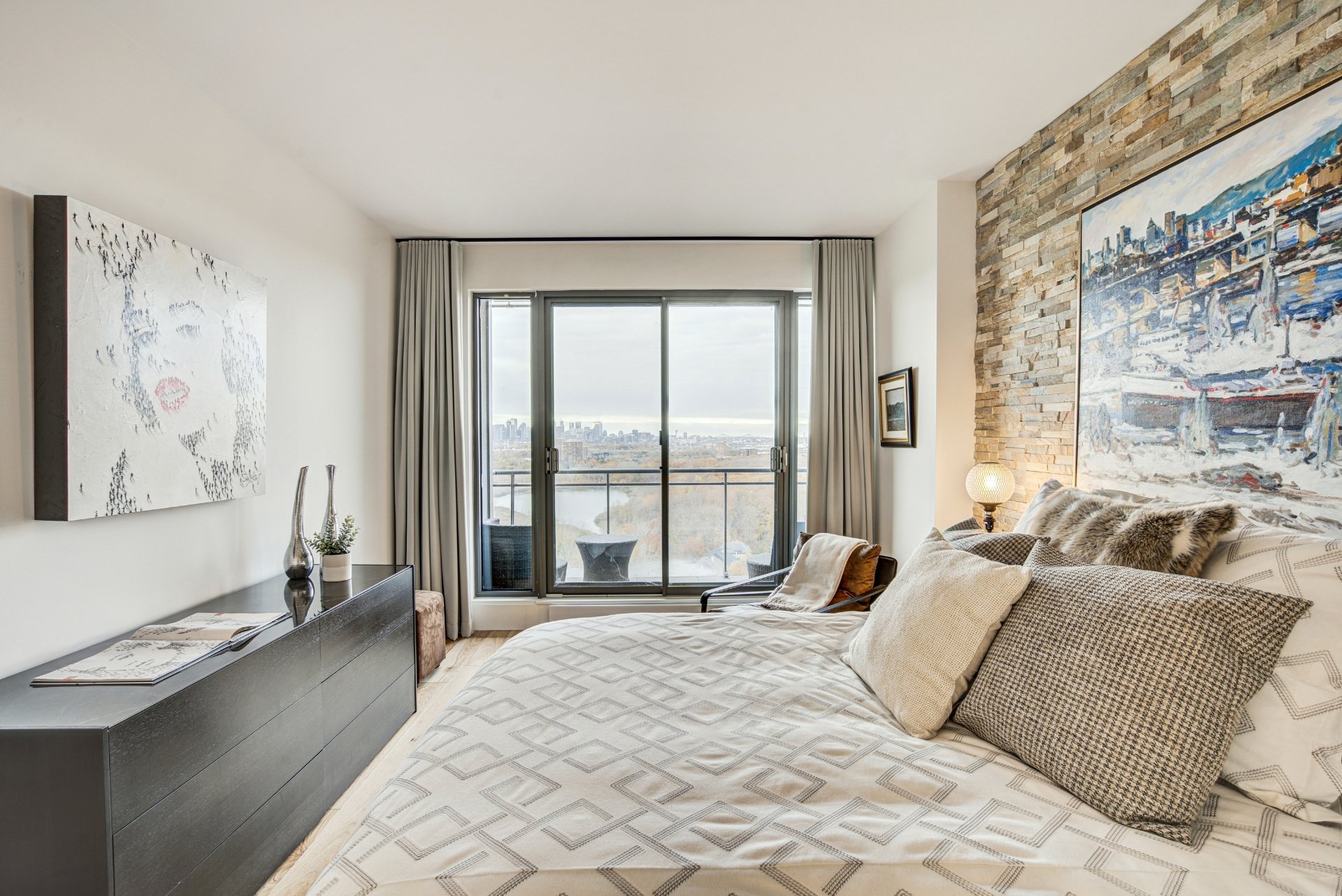 Chambre à coucher principale