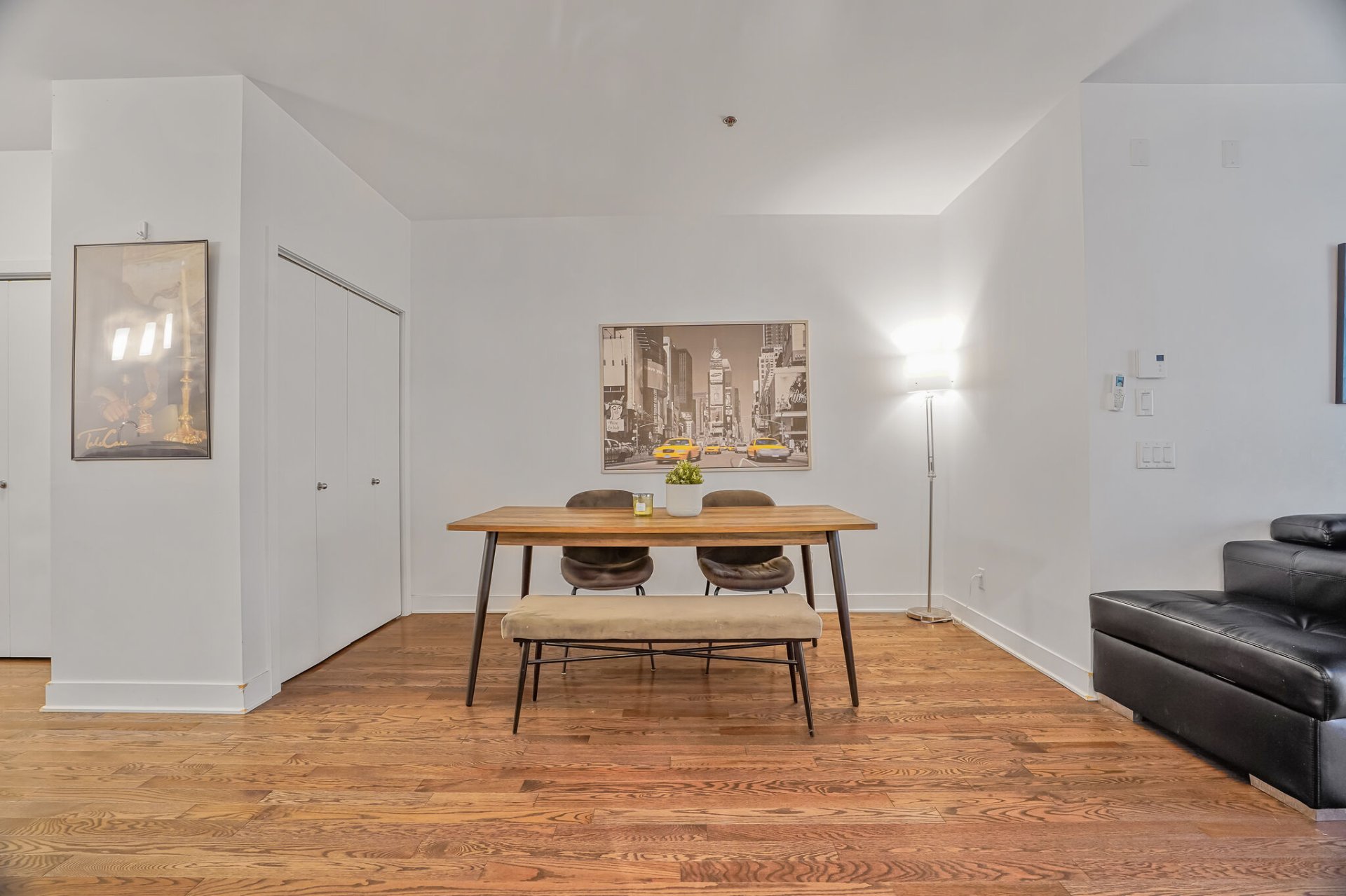 Photo - Dining room