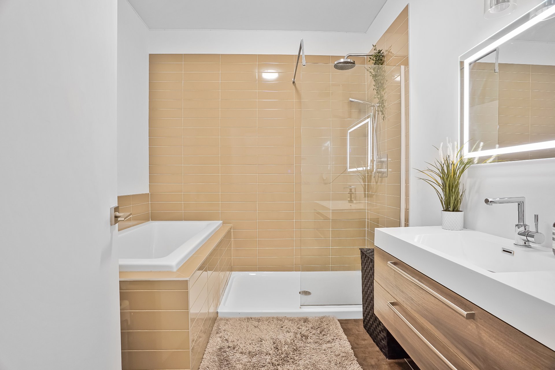 Photo - Bathroom