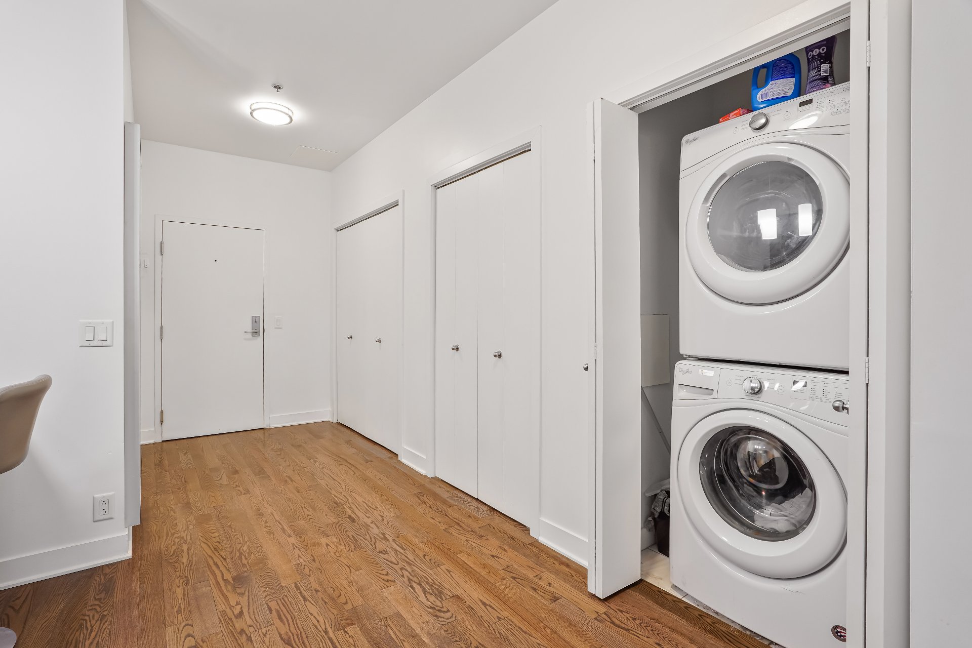 Photo - Laundry room