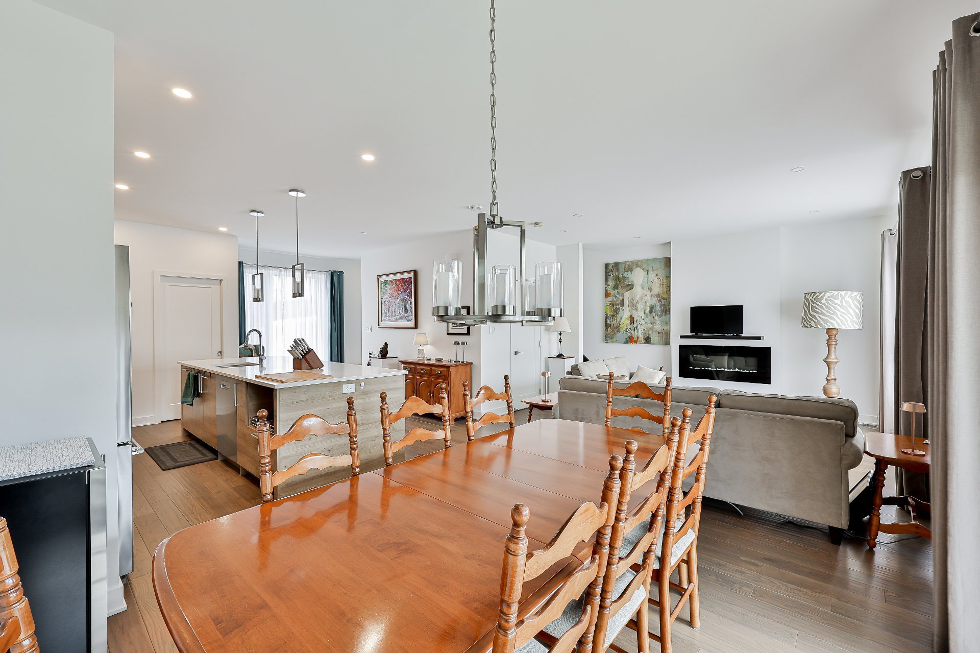 Photo - Salle à manger