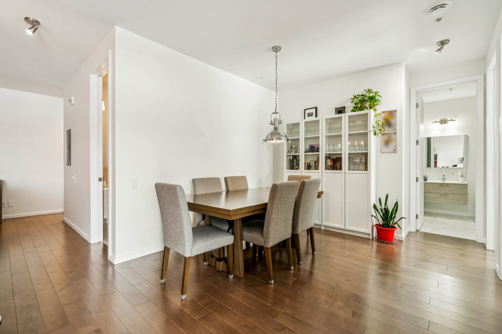 Photo - Salle à manger