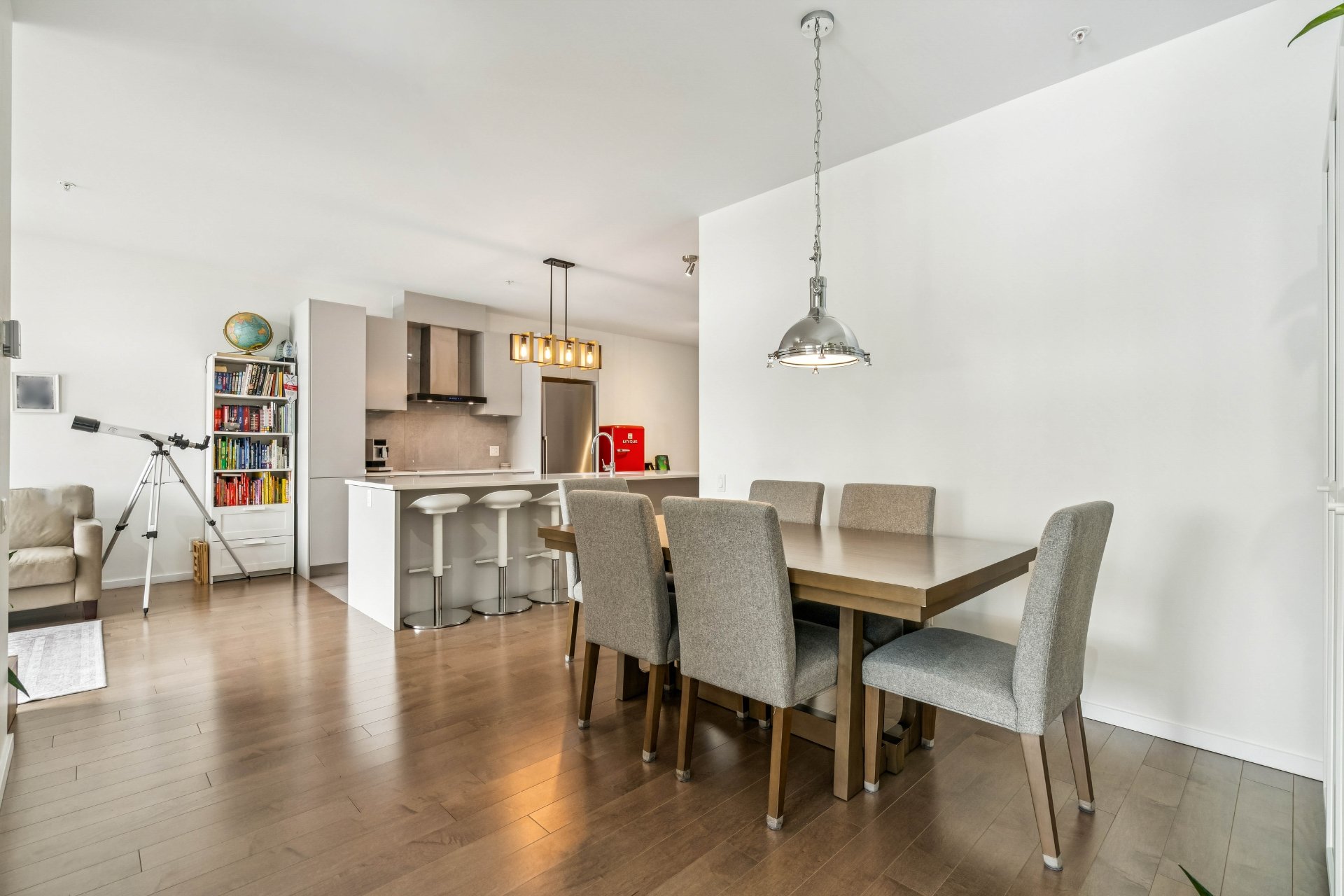 Photo - Salle à manger