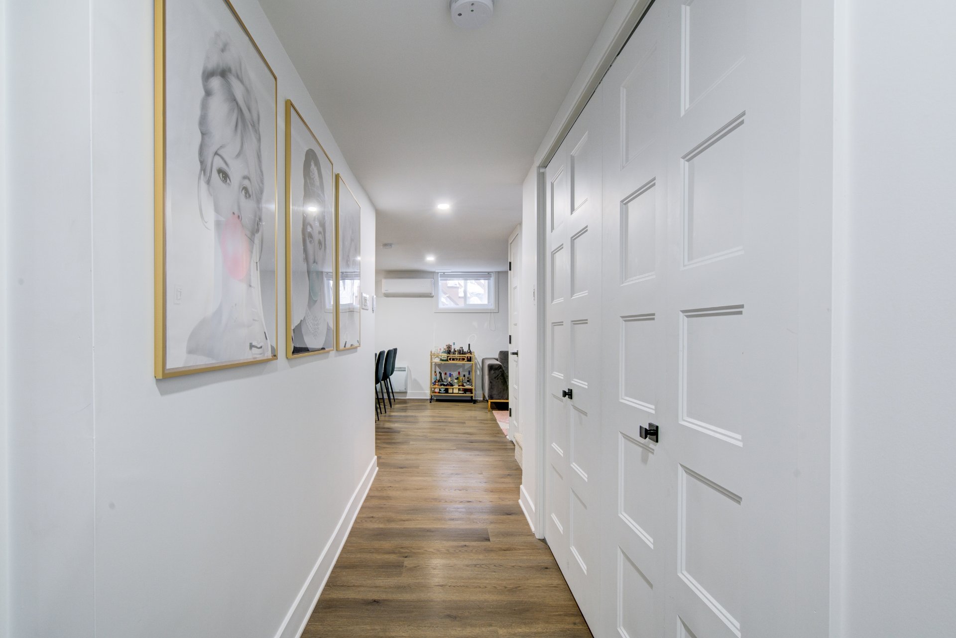 Photo - PASAGEWAY