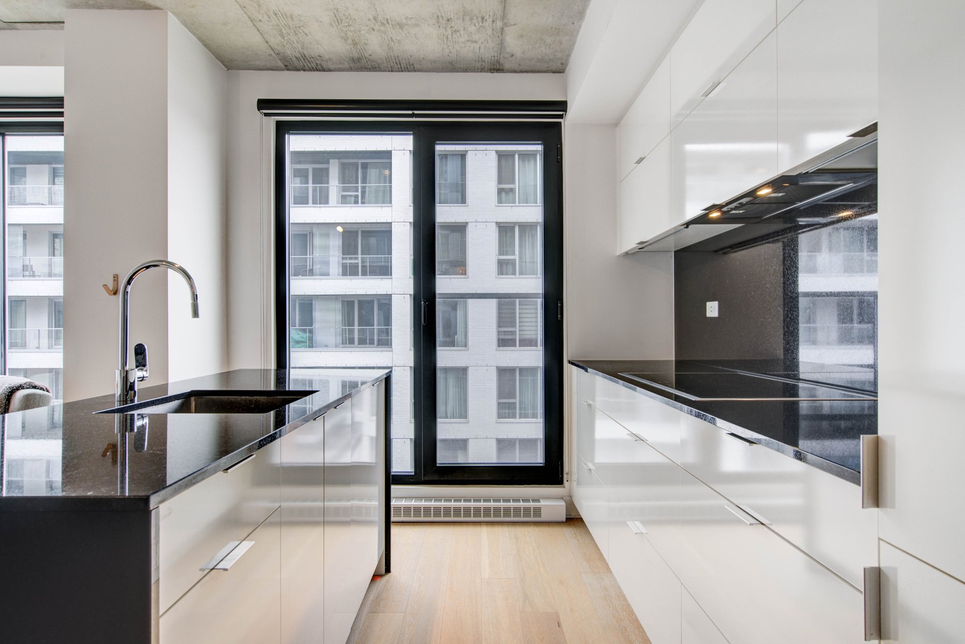 Photo - Kitchen