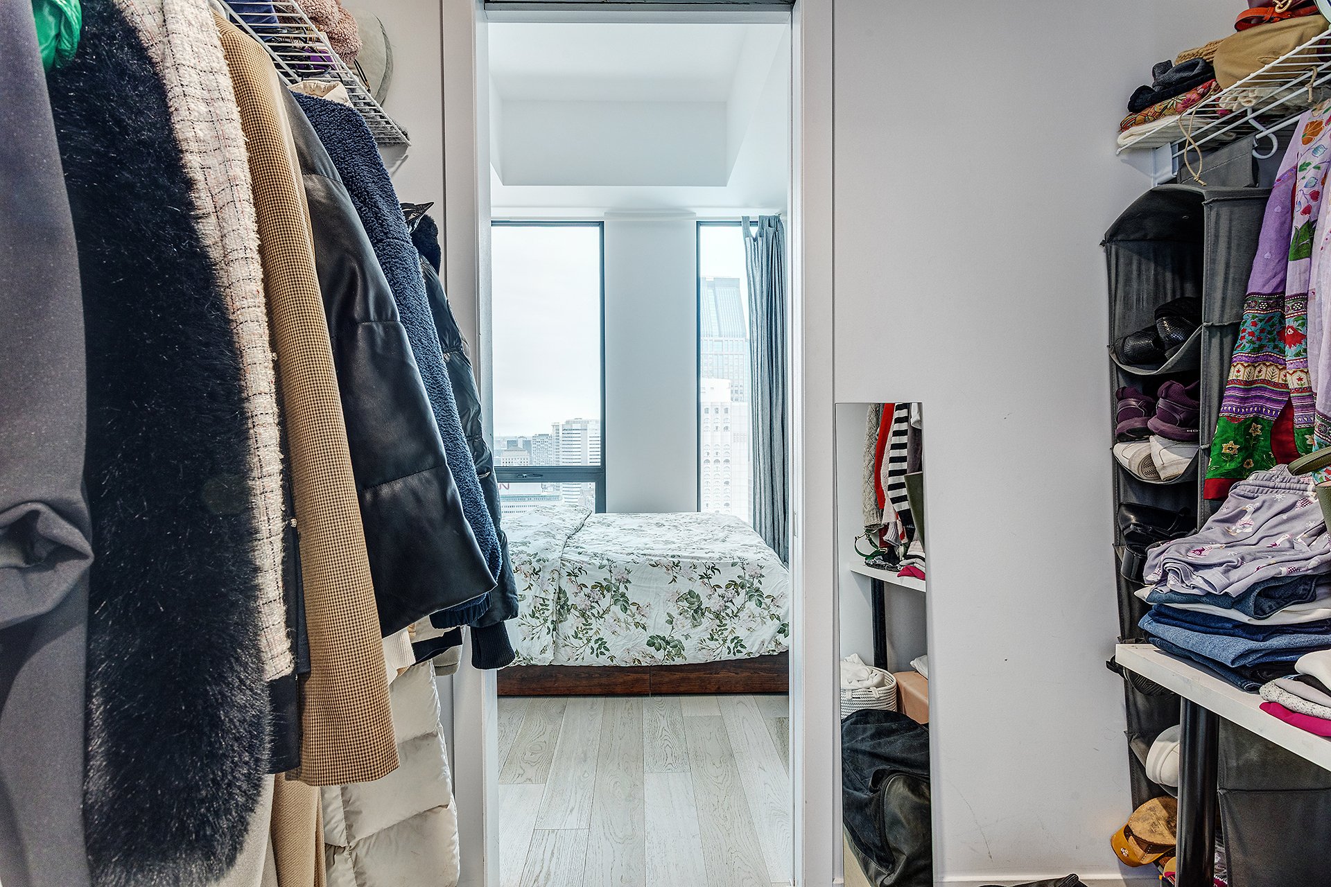Walk-in closet