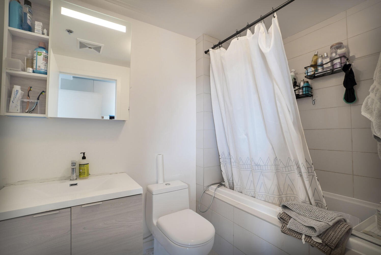 Photo - Bathroom