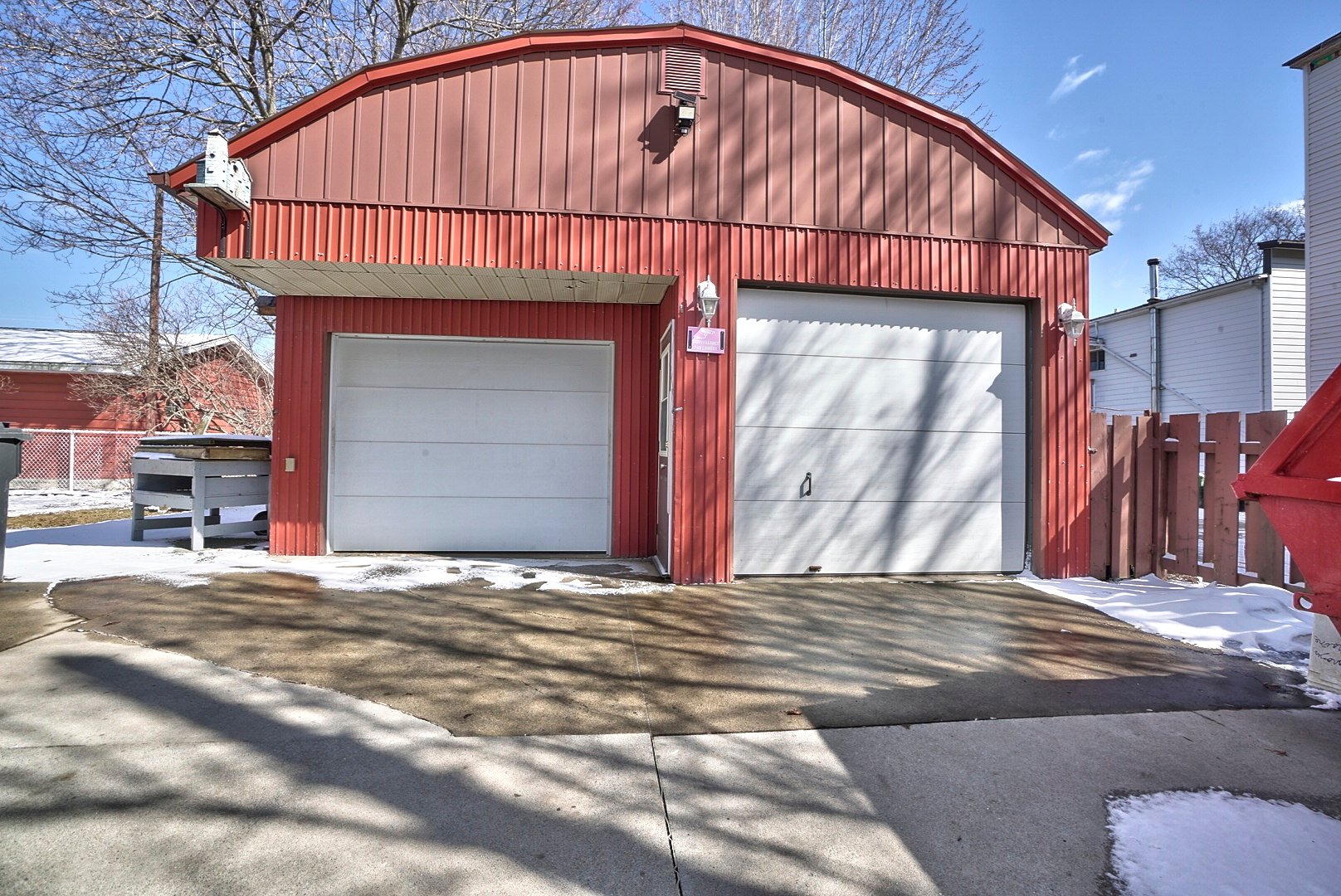 Garage
