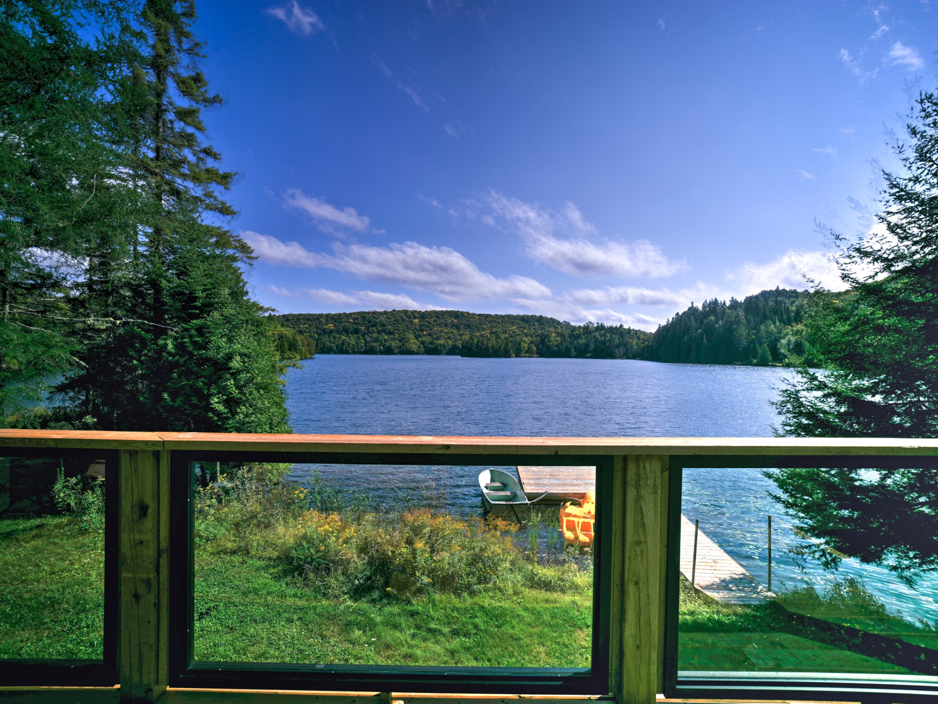 Photo - Vue sur l'eau