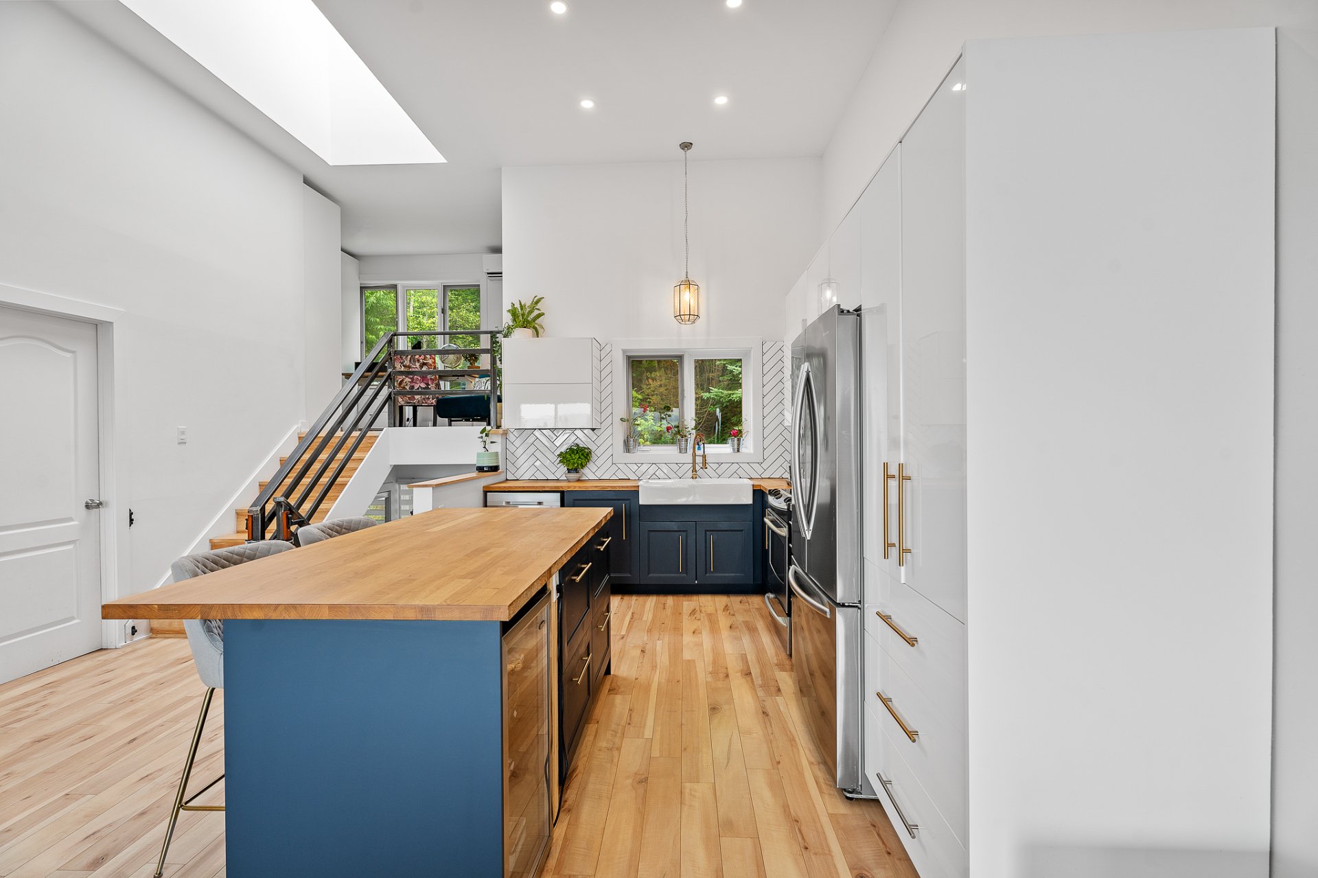 Photo - Kitchen
