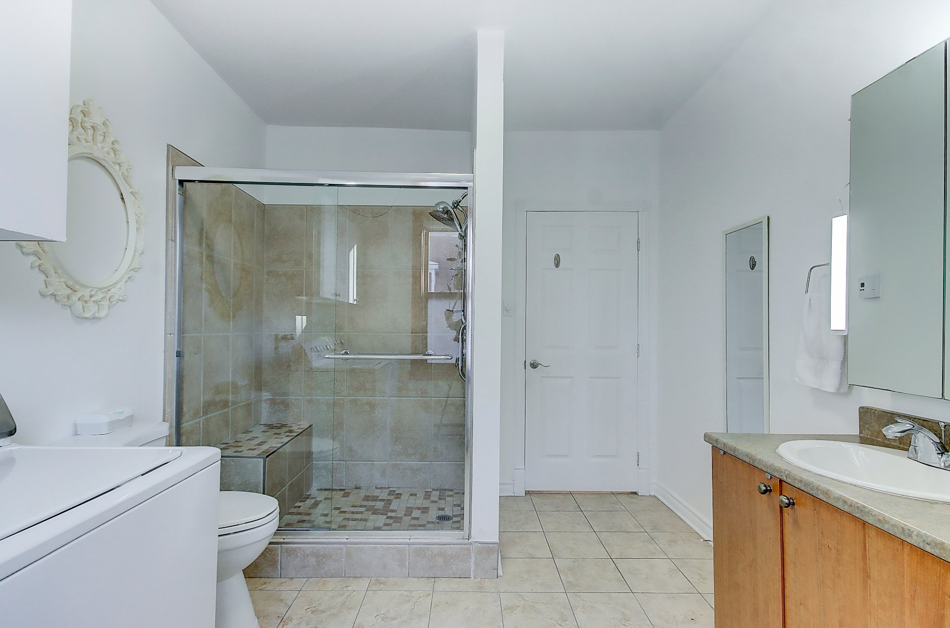 Photo - Bathroom