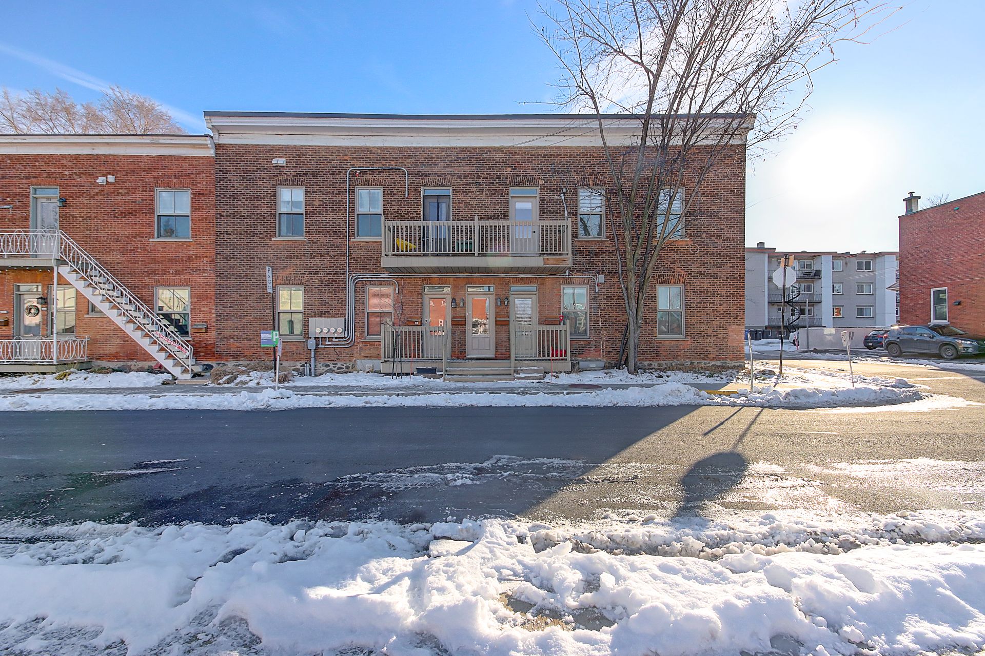 Photo - Frontage