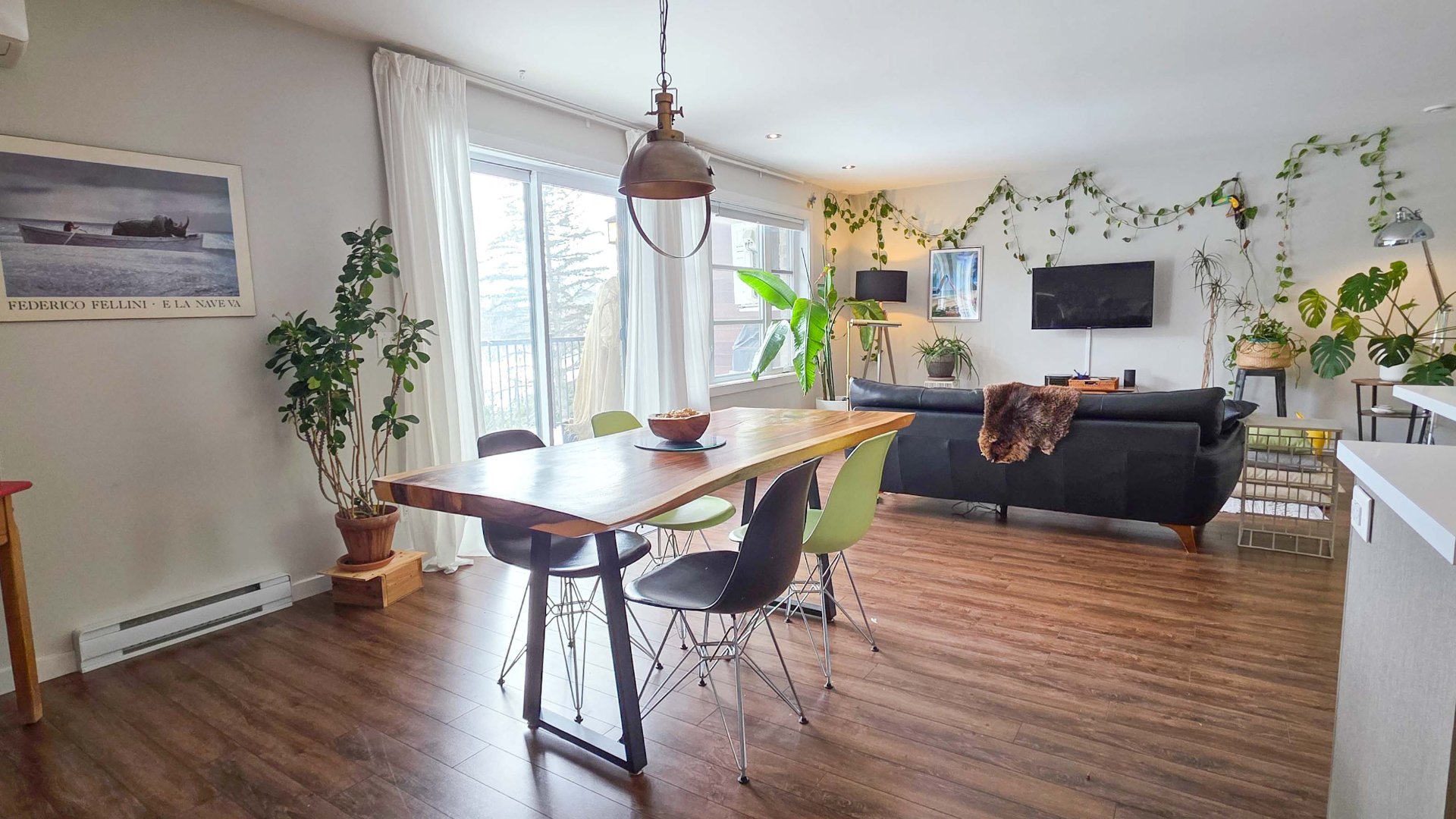 Photo - Salle à manger