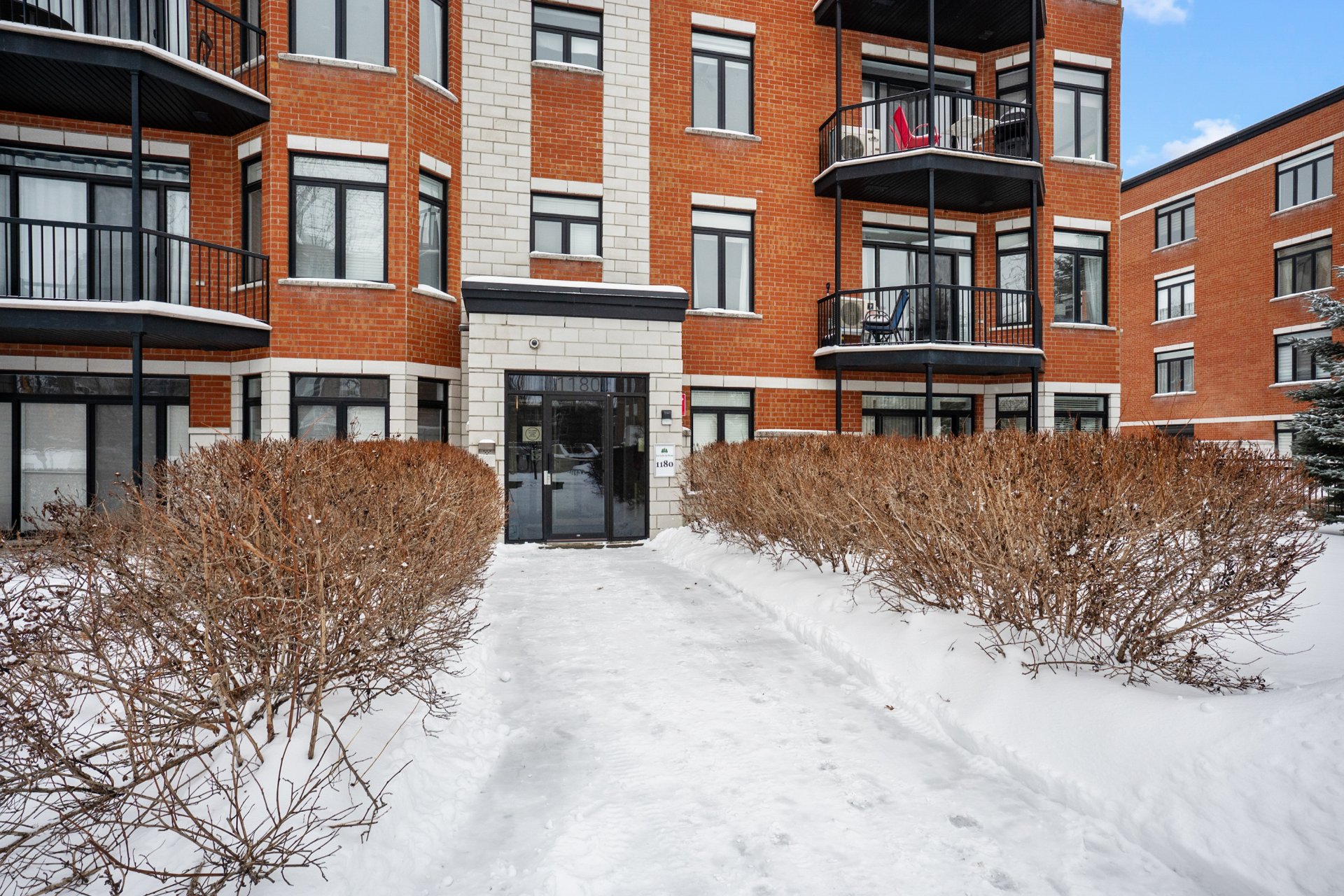 Photo - Entrée extérieure