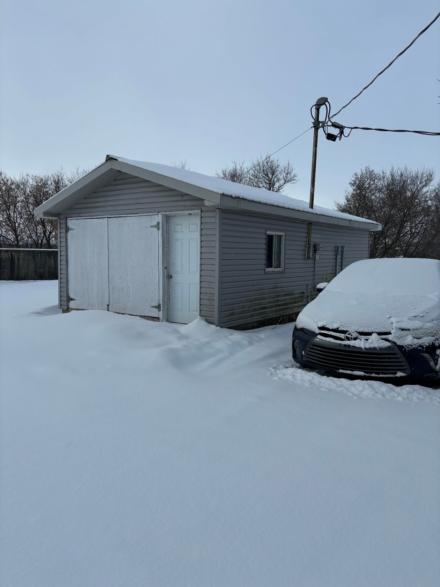 Photo - Garage