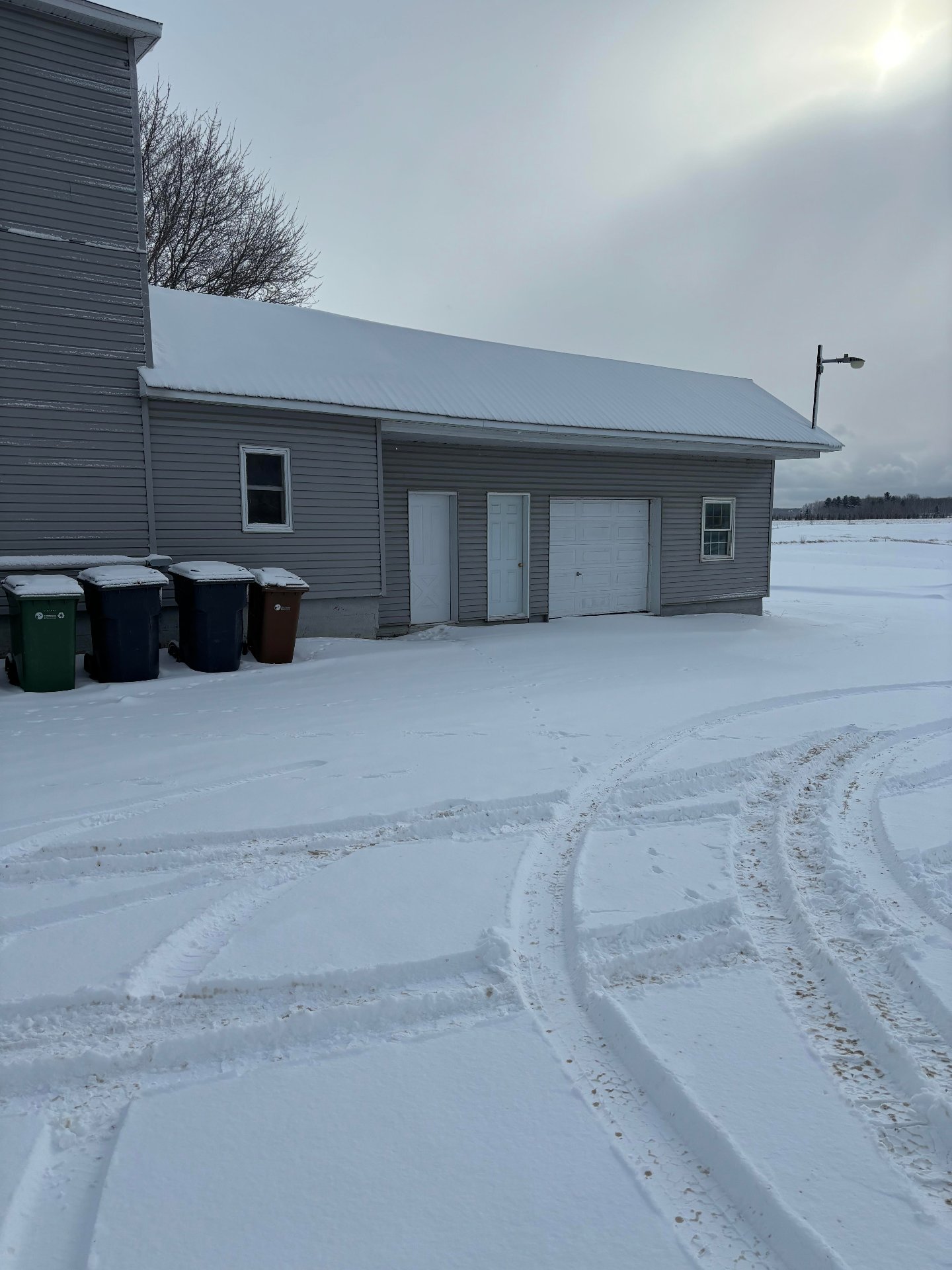 Photo - Garage