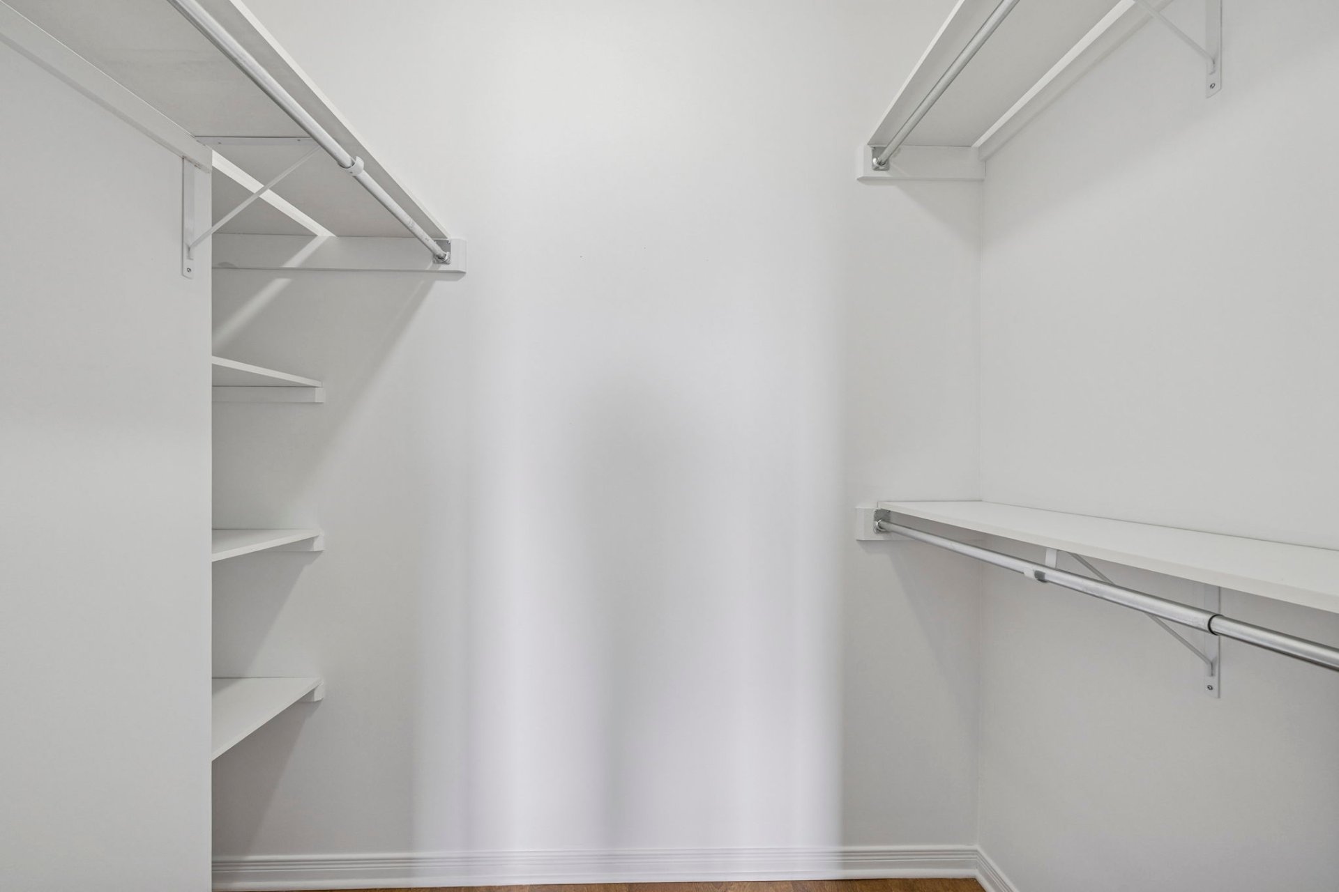Walk-in closet