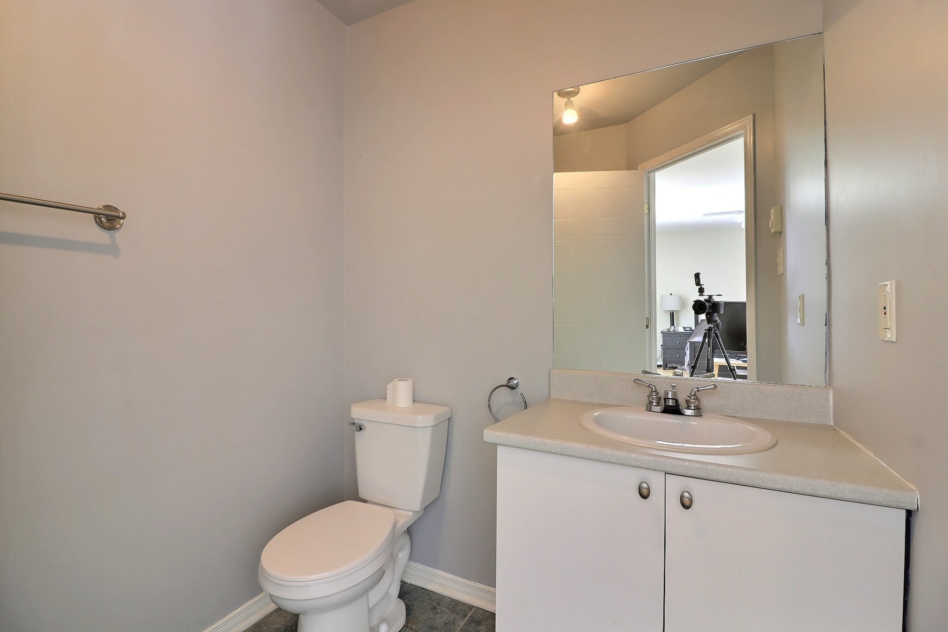 Photo - Washroom