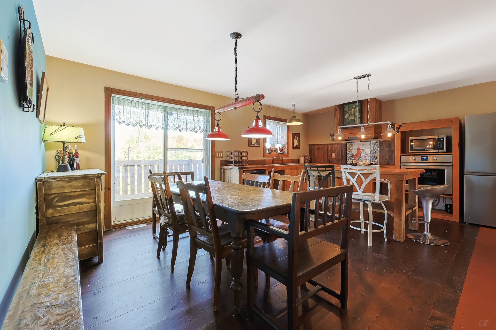 Photo - Dining room