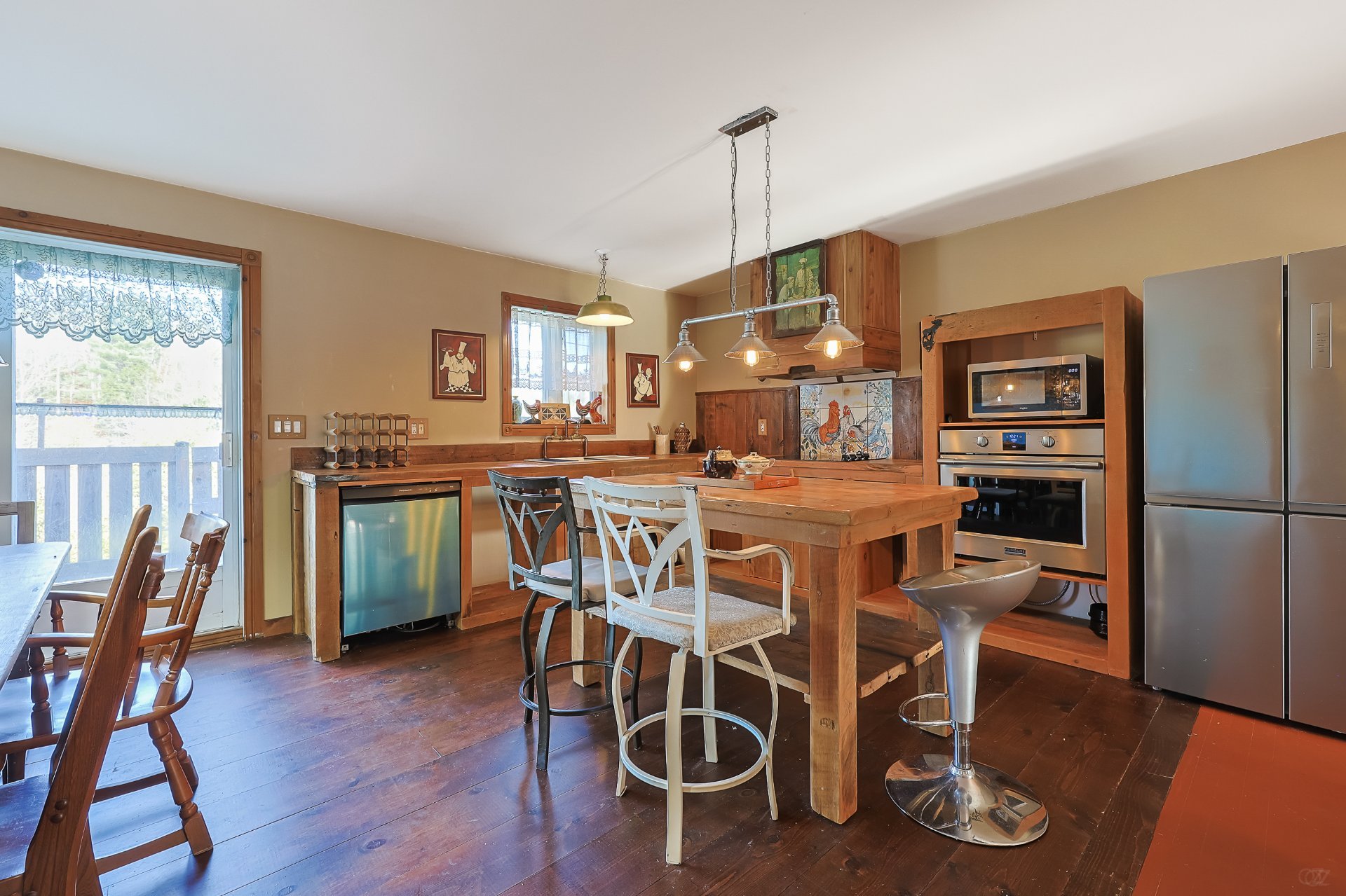 Photo - Kitchen