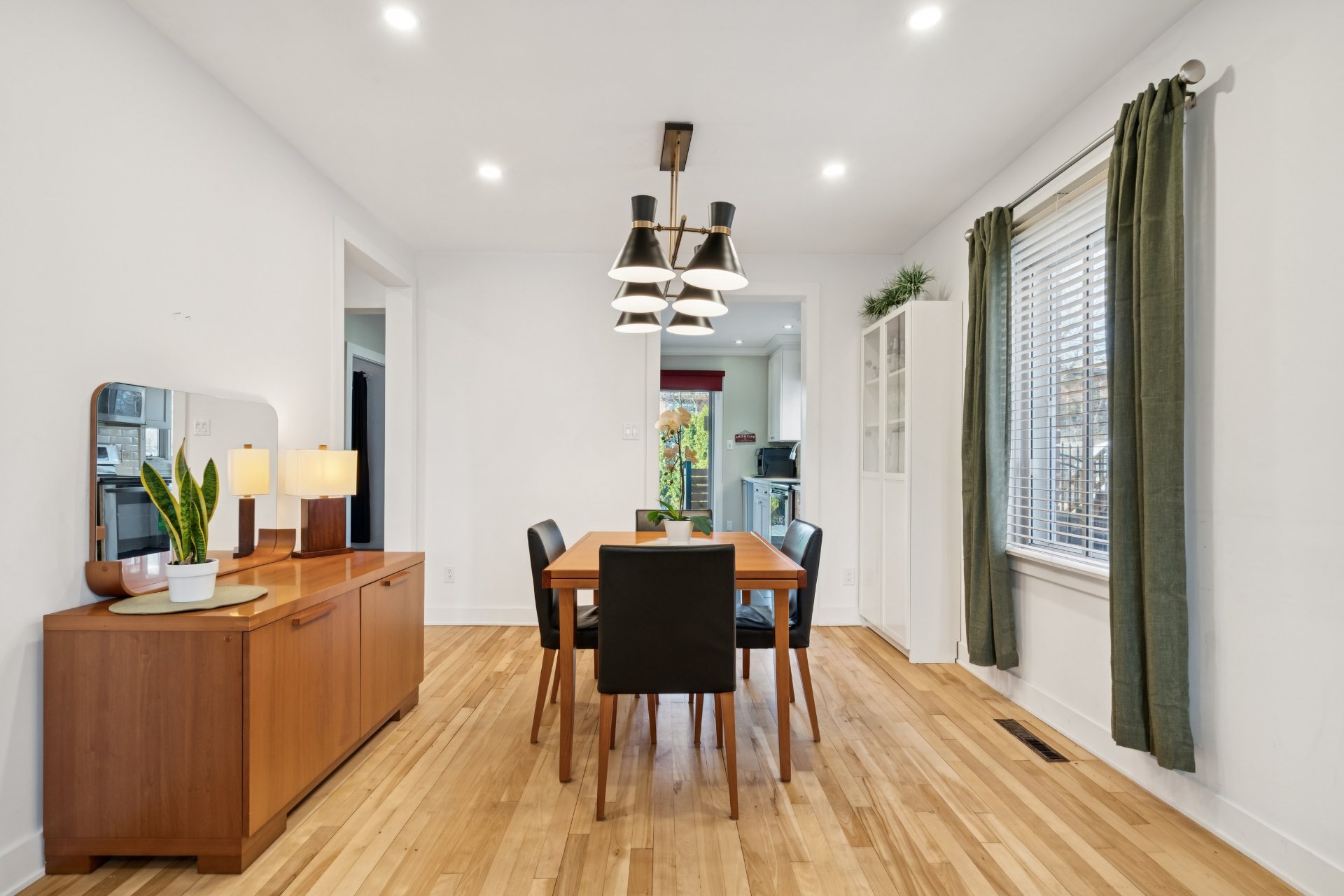 Photo - Salle à manger