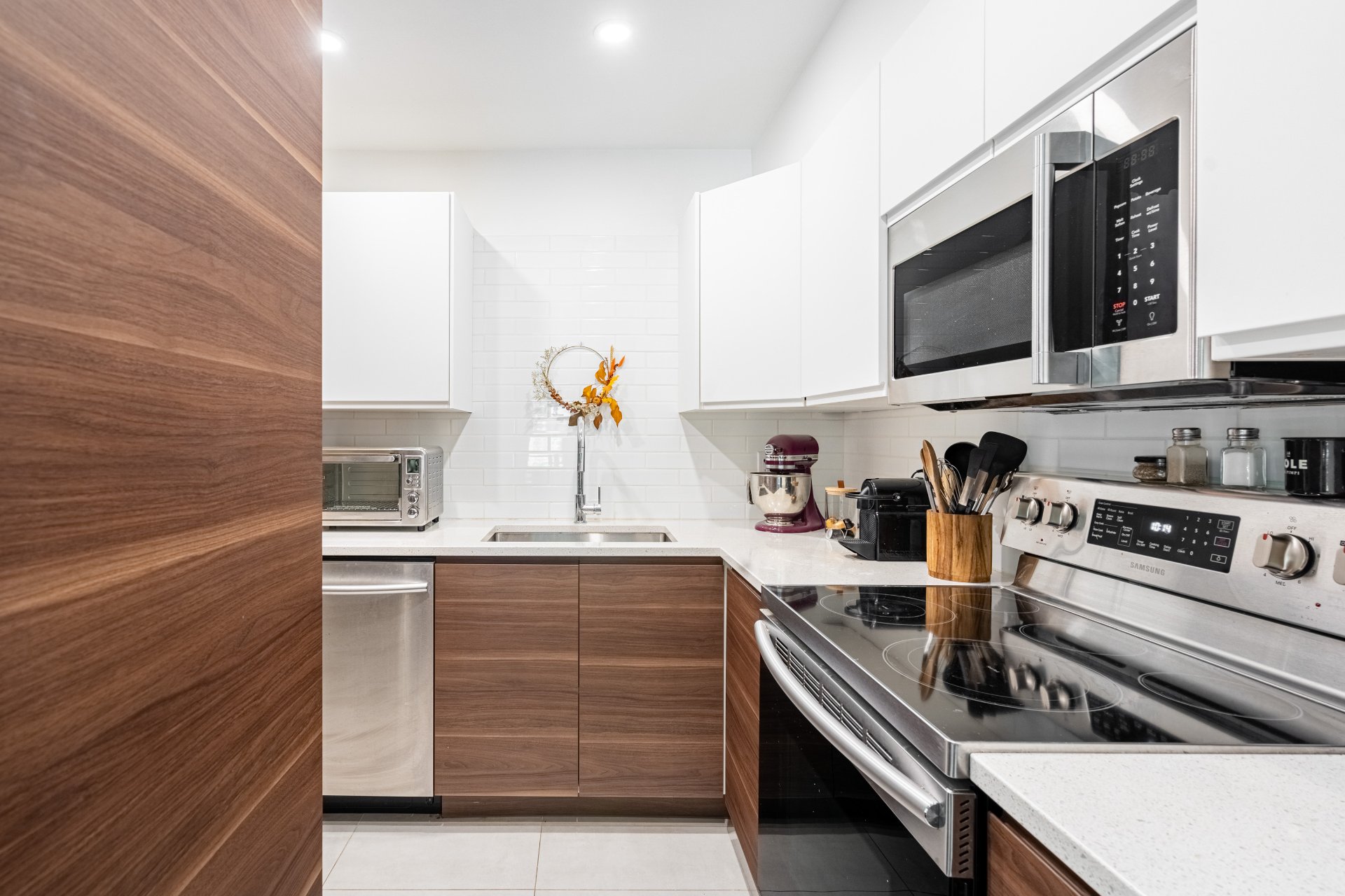 Photo - Kitchen