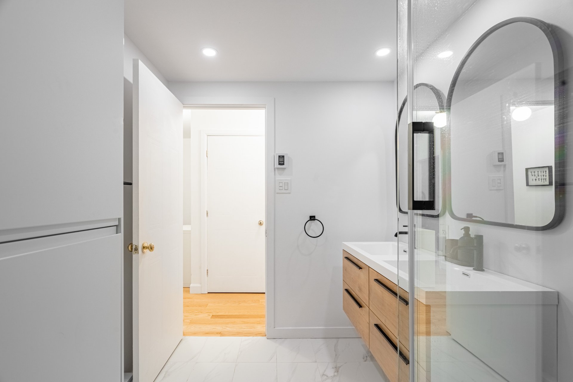 Photo - Bathroom
