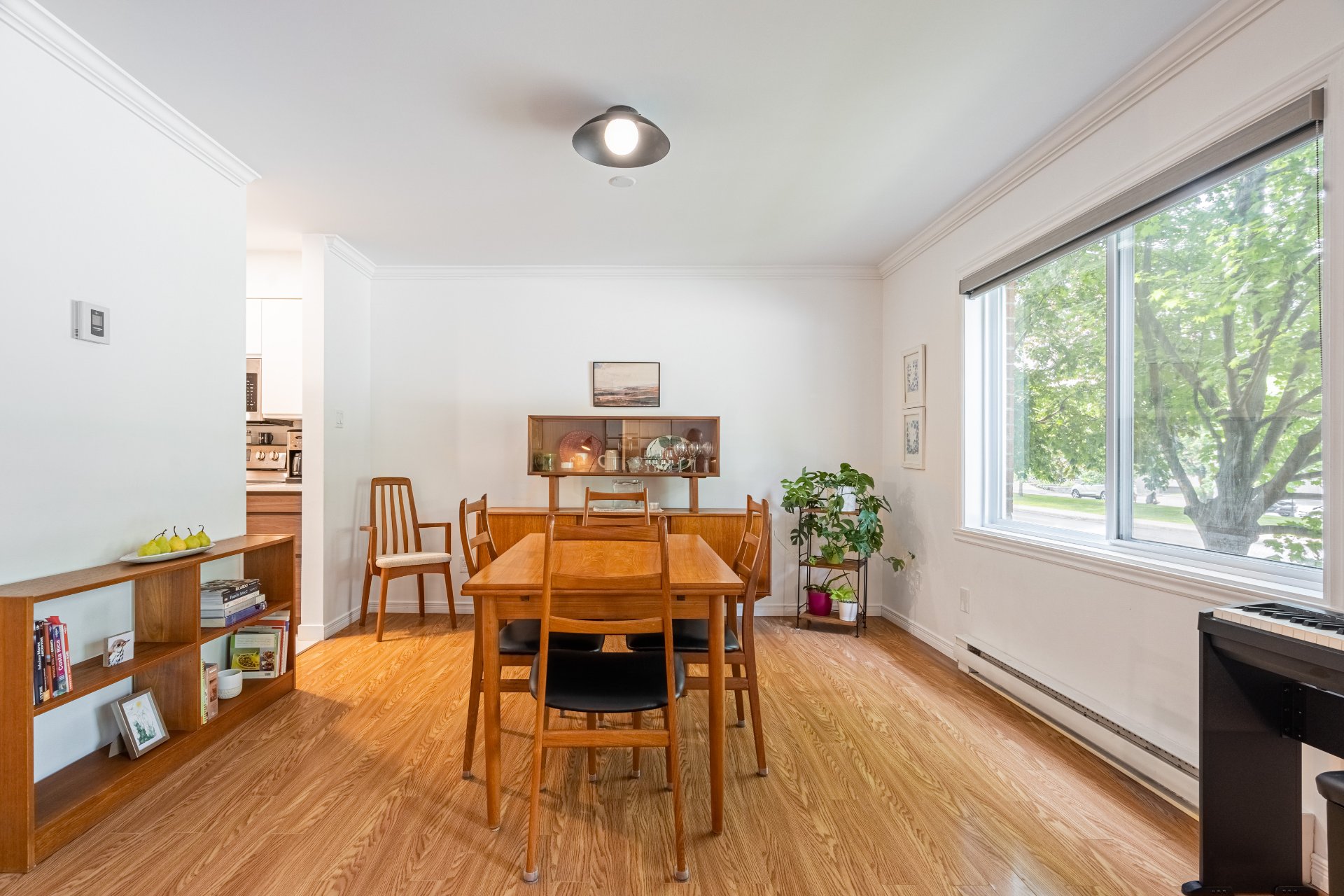 Photo - Dining room