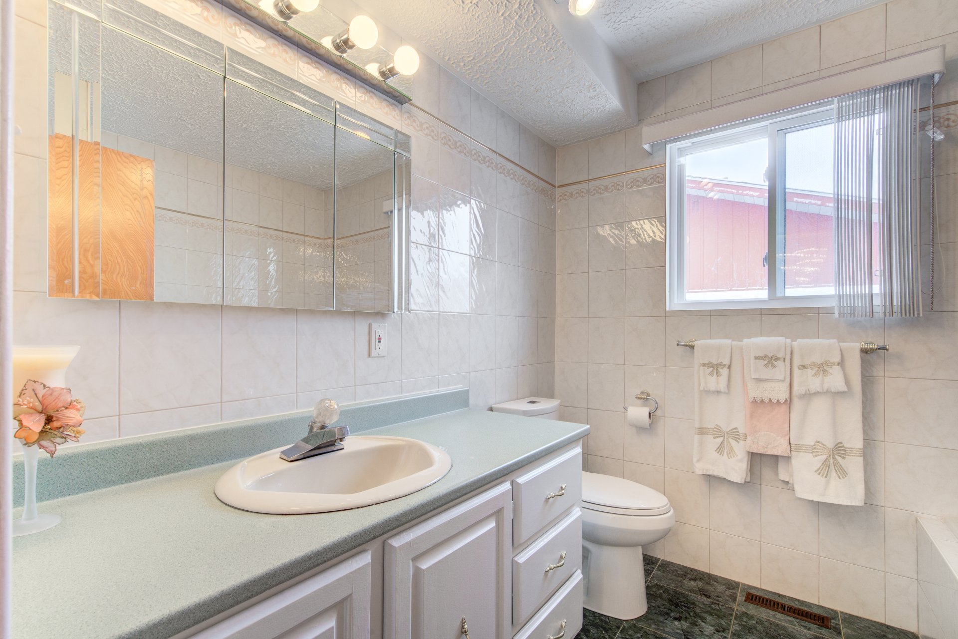 Photo - Bathroom