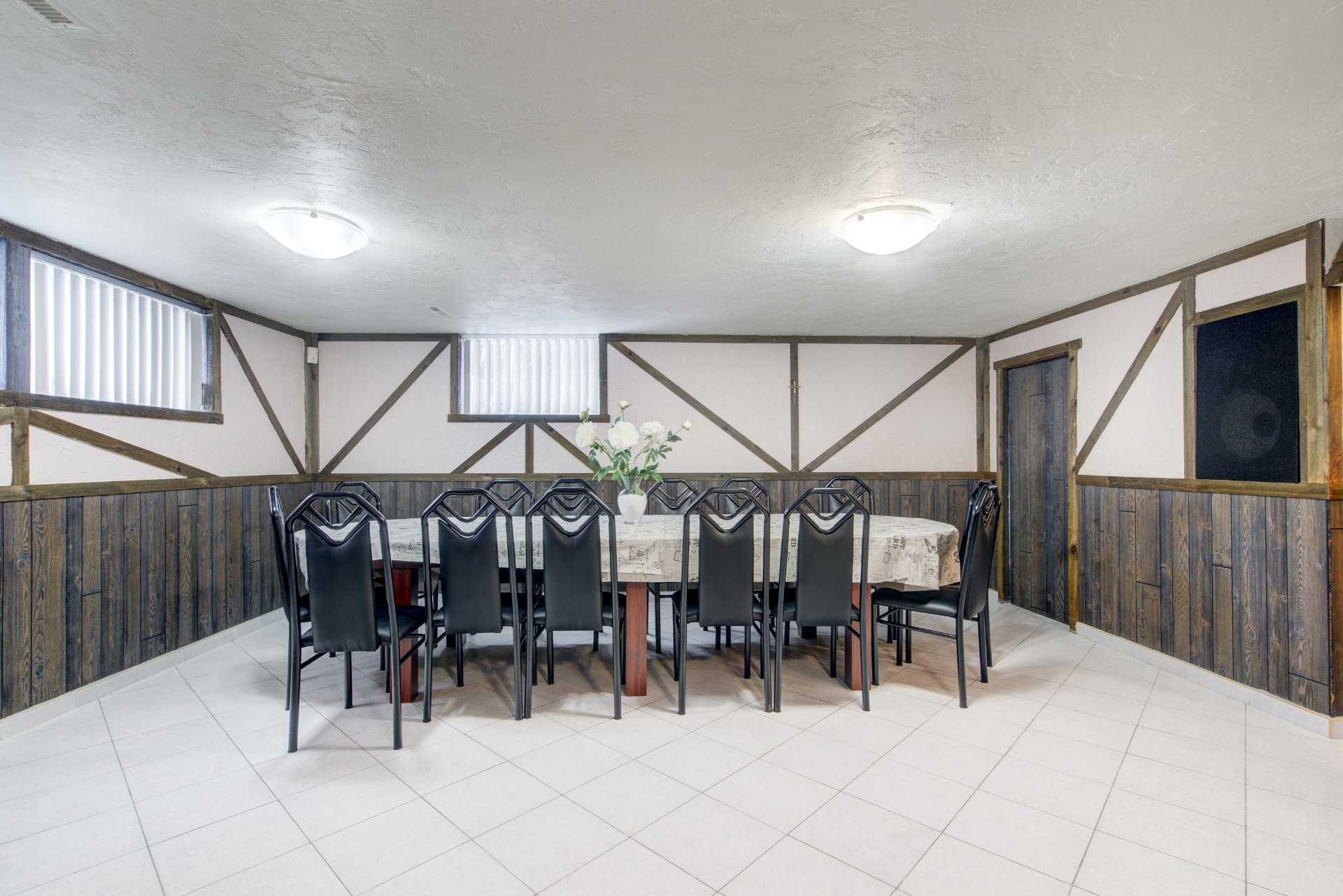 Photo - Dining room