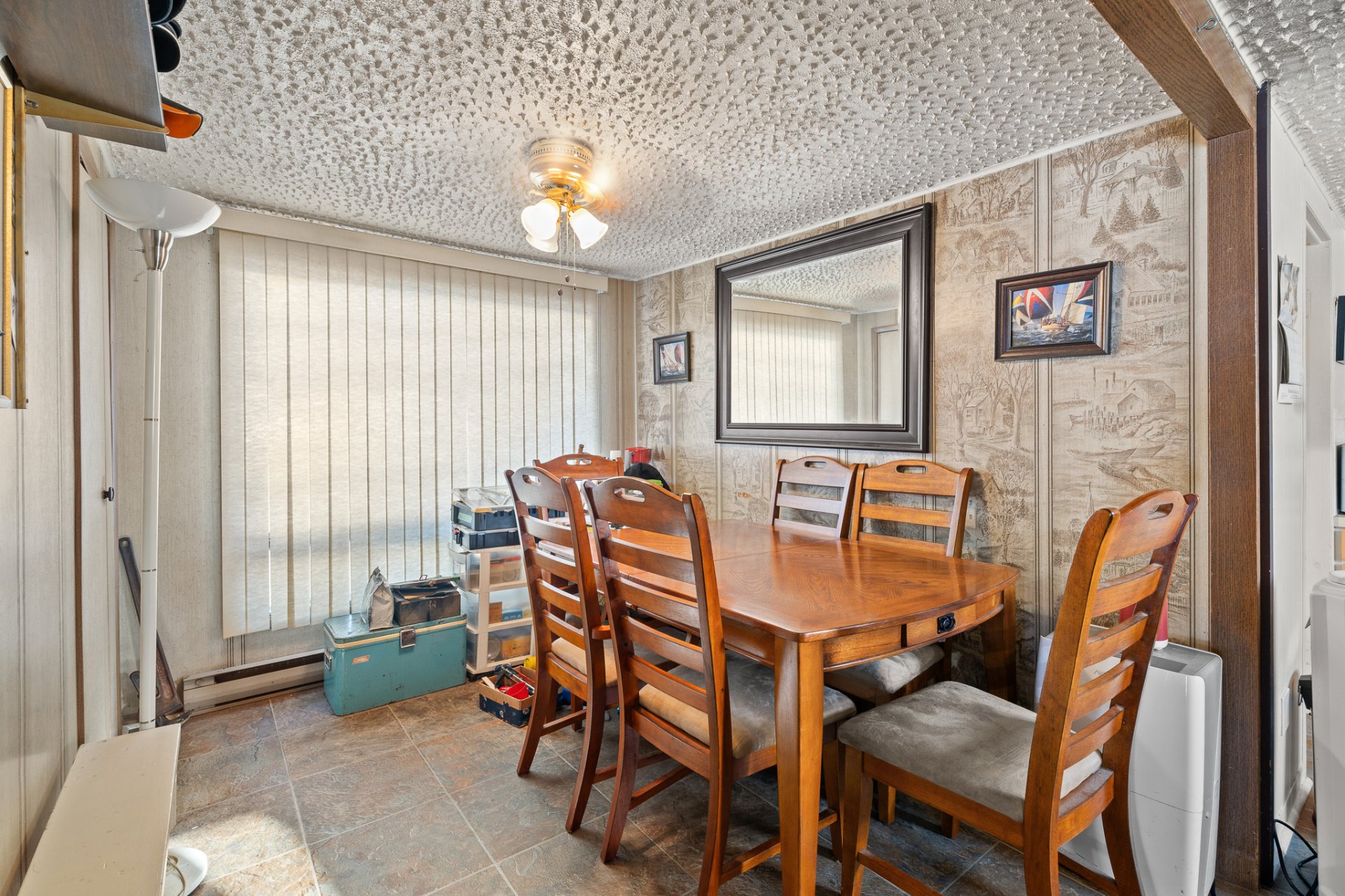 Photo - Salle à manger