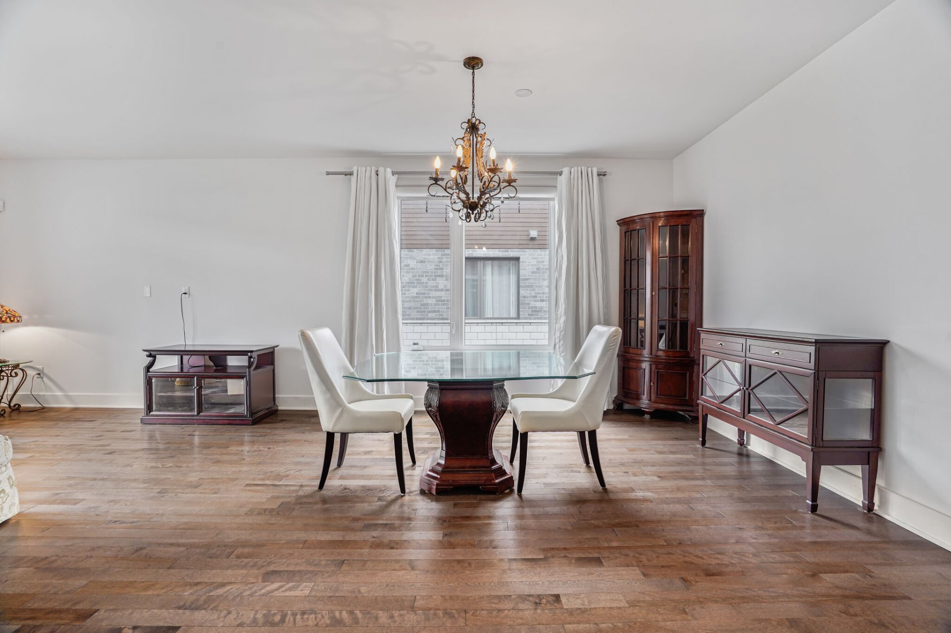 Photo - Salle à manger