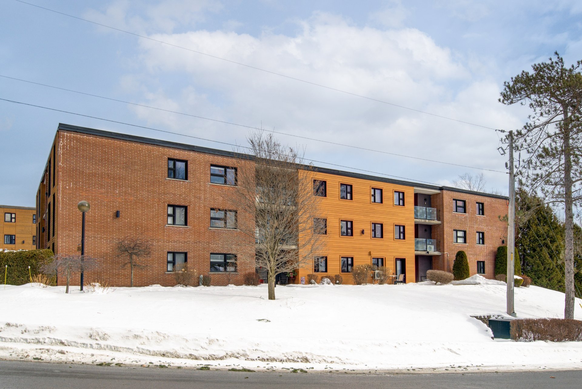 Photo - Frontage