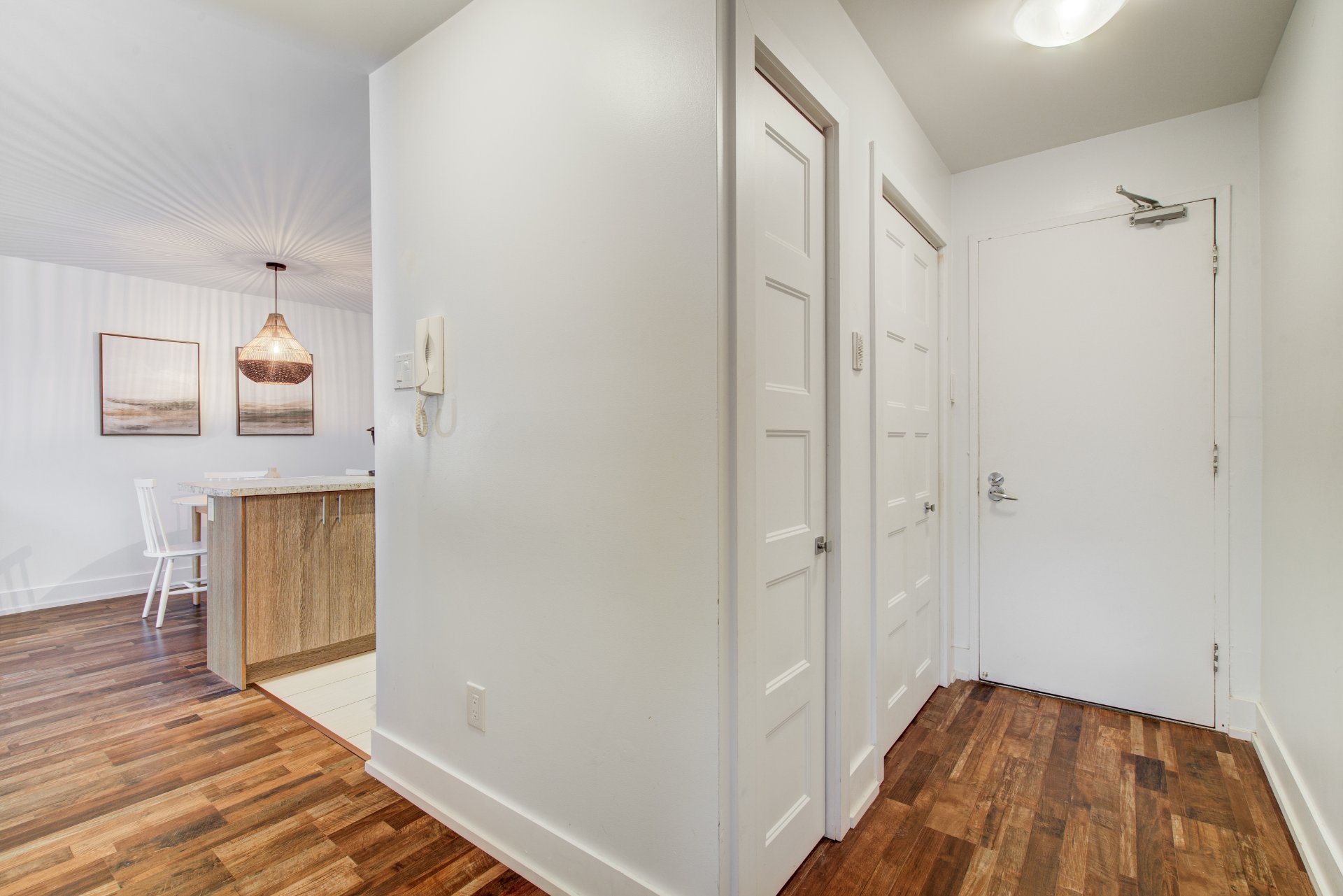 Photo - Hallway