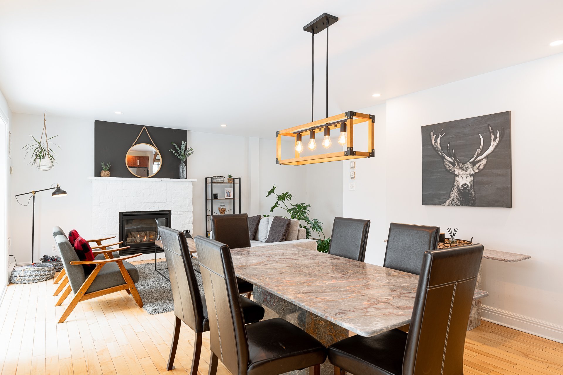 Photo - Salle à manger