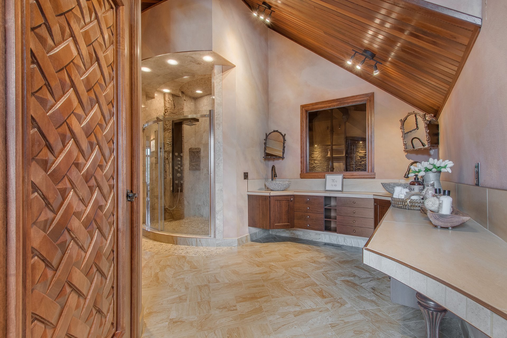 Salle de bains attenante à la CCP