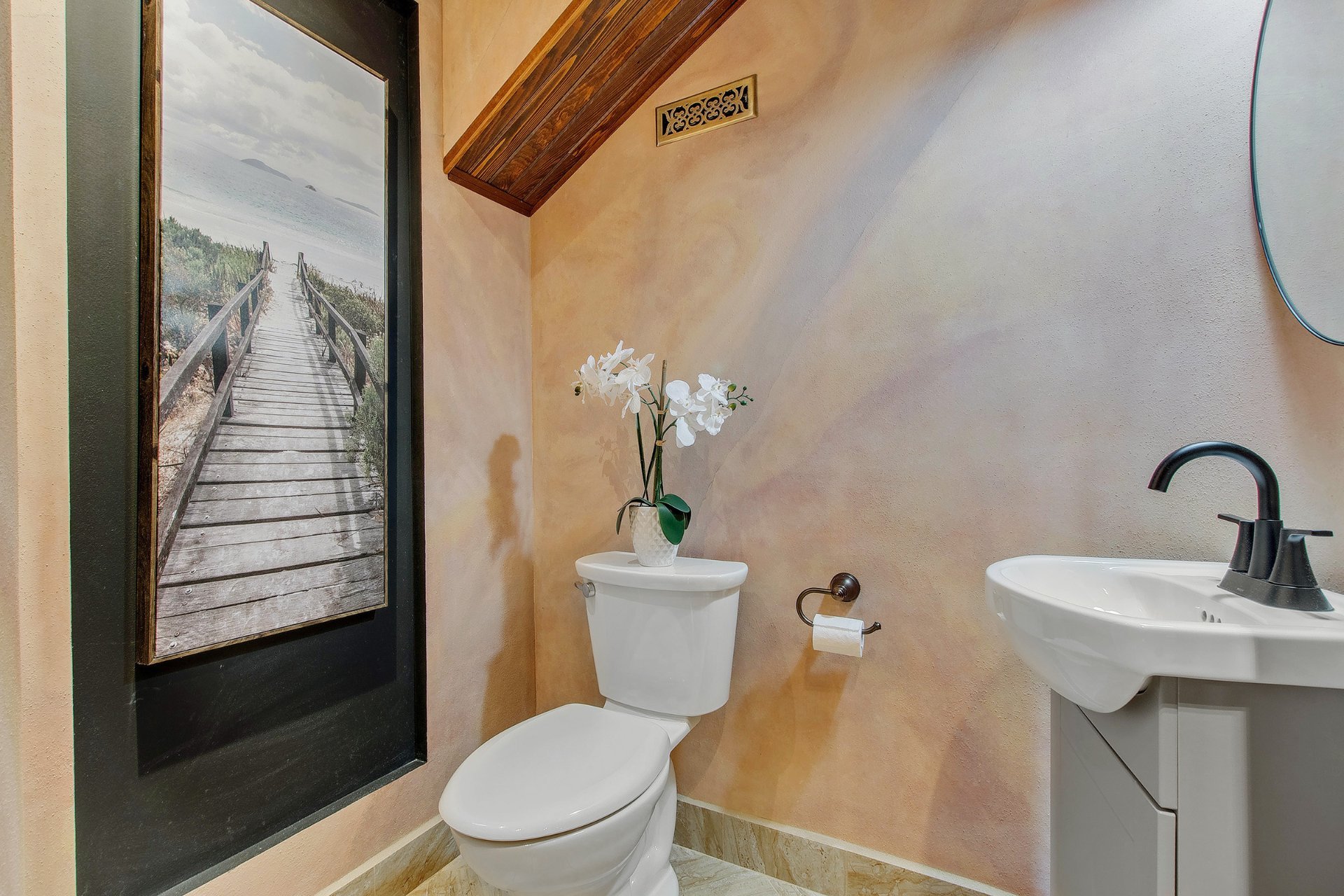 Salle de bains attenante à la CCP