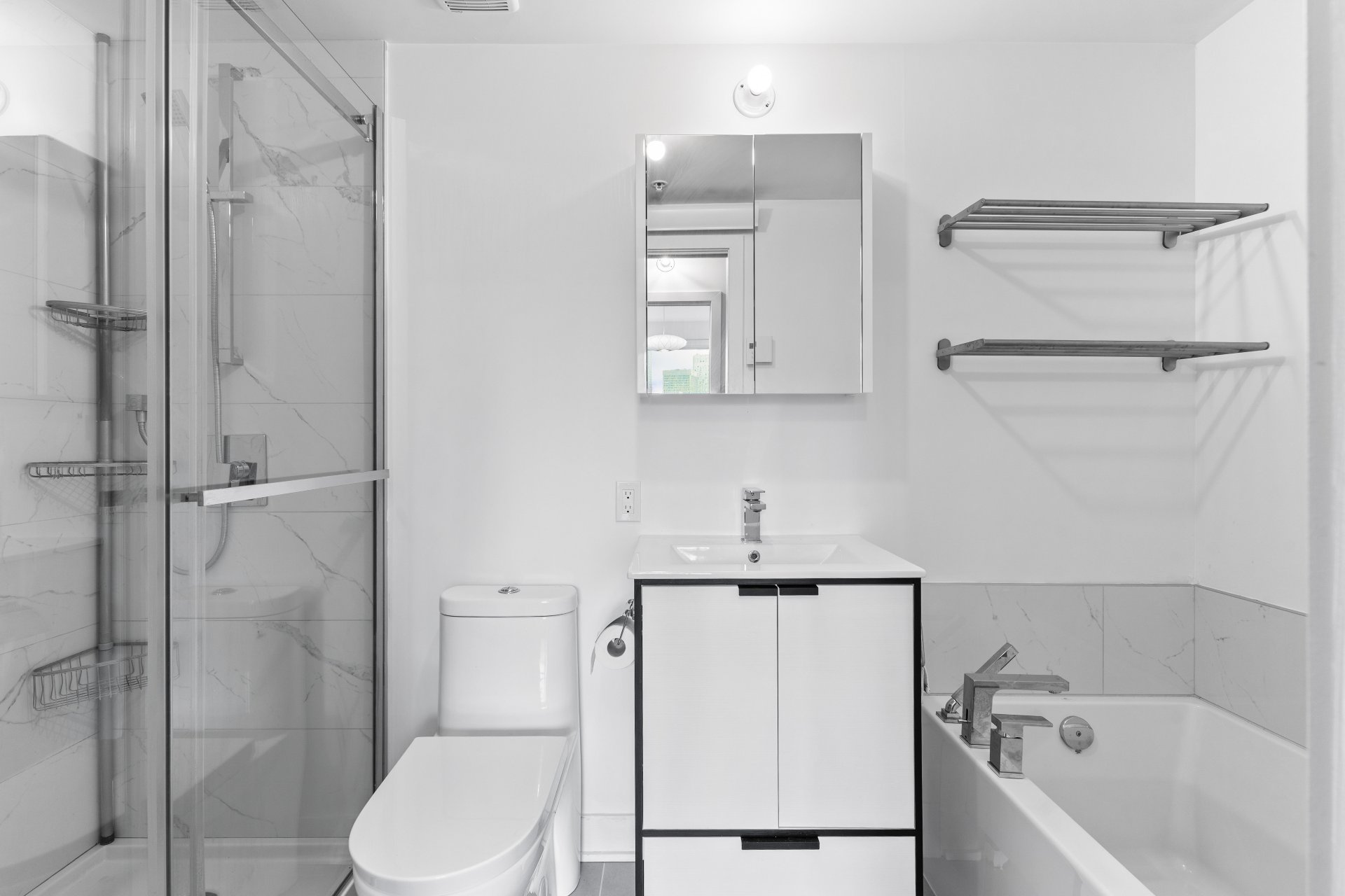 Salle de bains attenante à la CCP