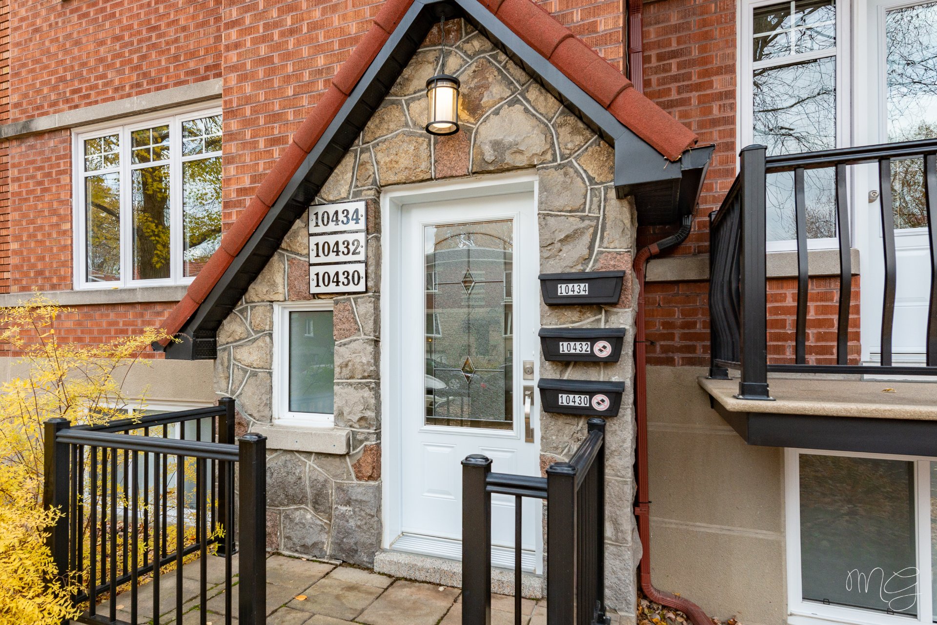 Photo - Entrée extérieure