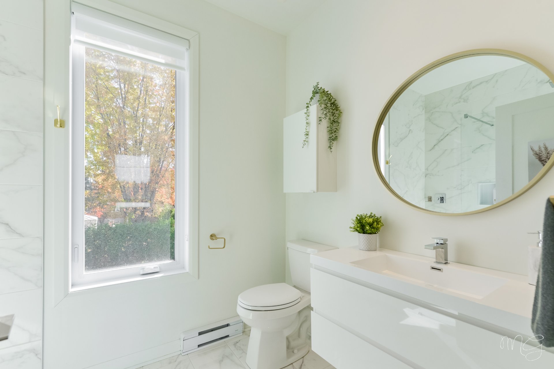 Photo - Salle de bains attenante à la CCP