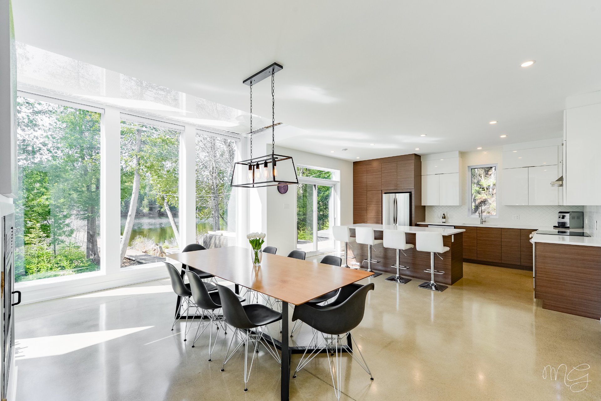 Photo - Salle à manger