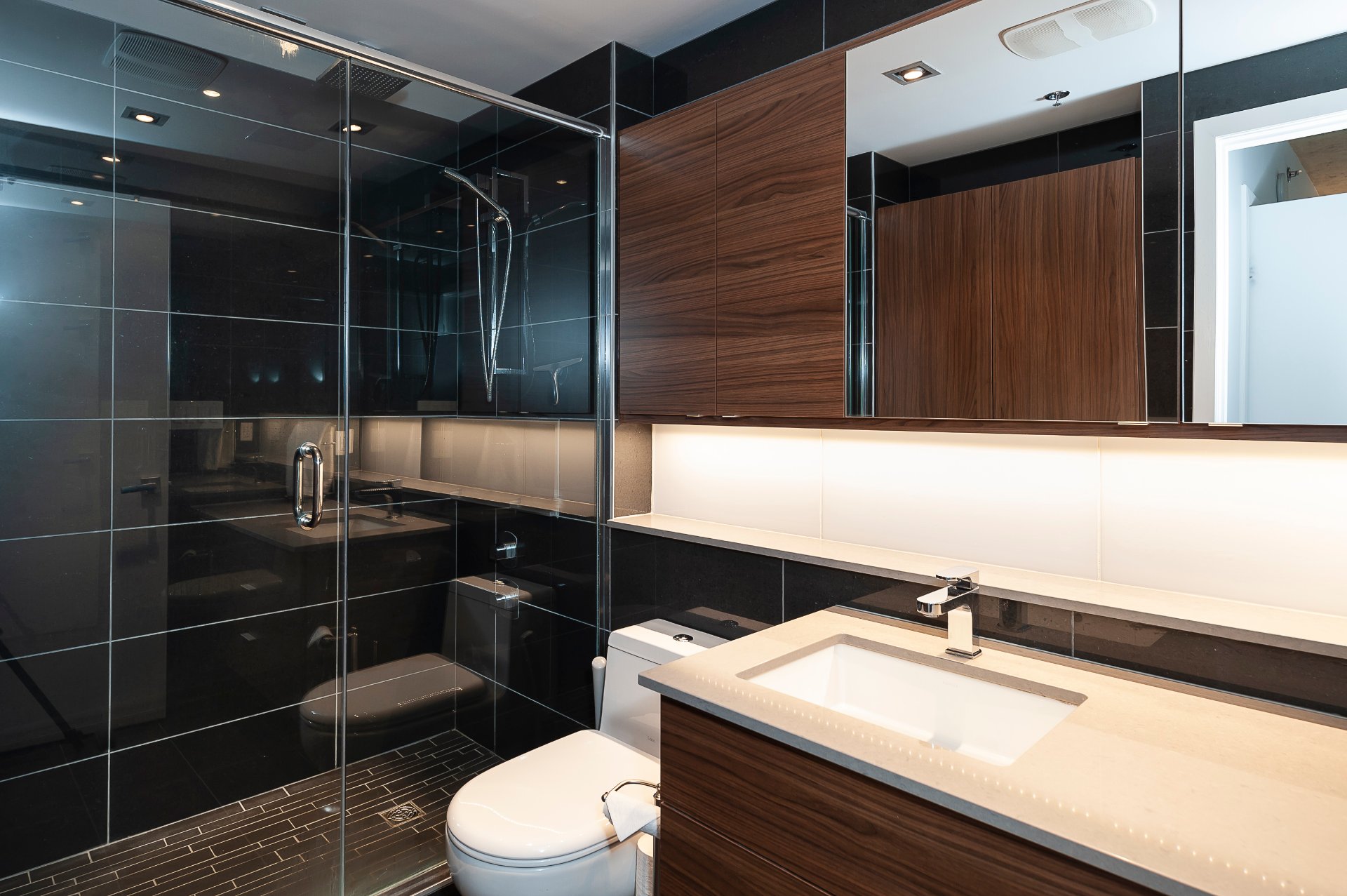 Ensuite bathroom