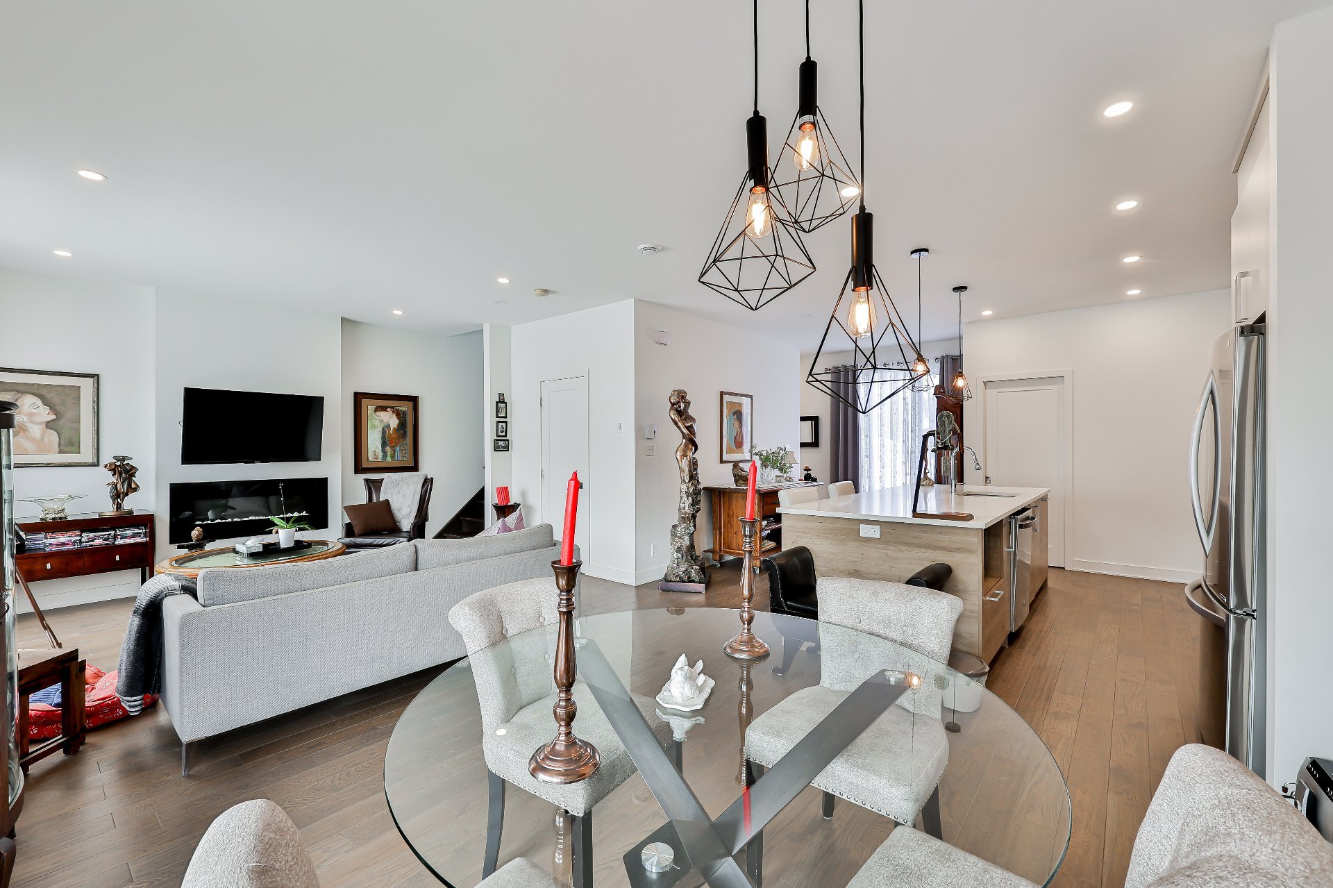 Photo - Overall View