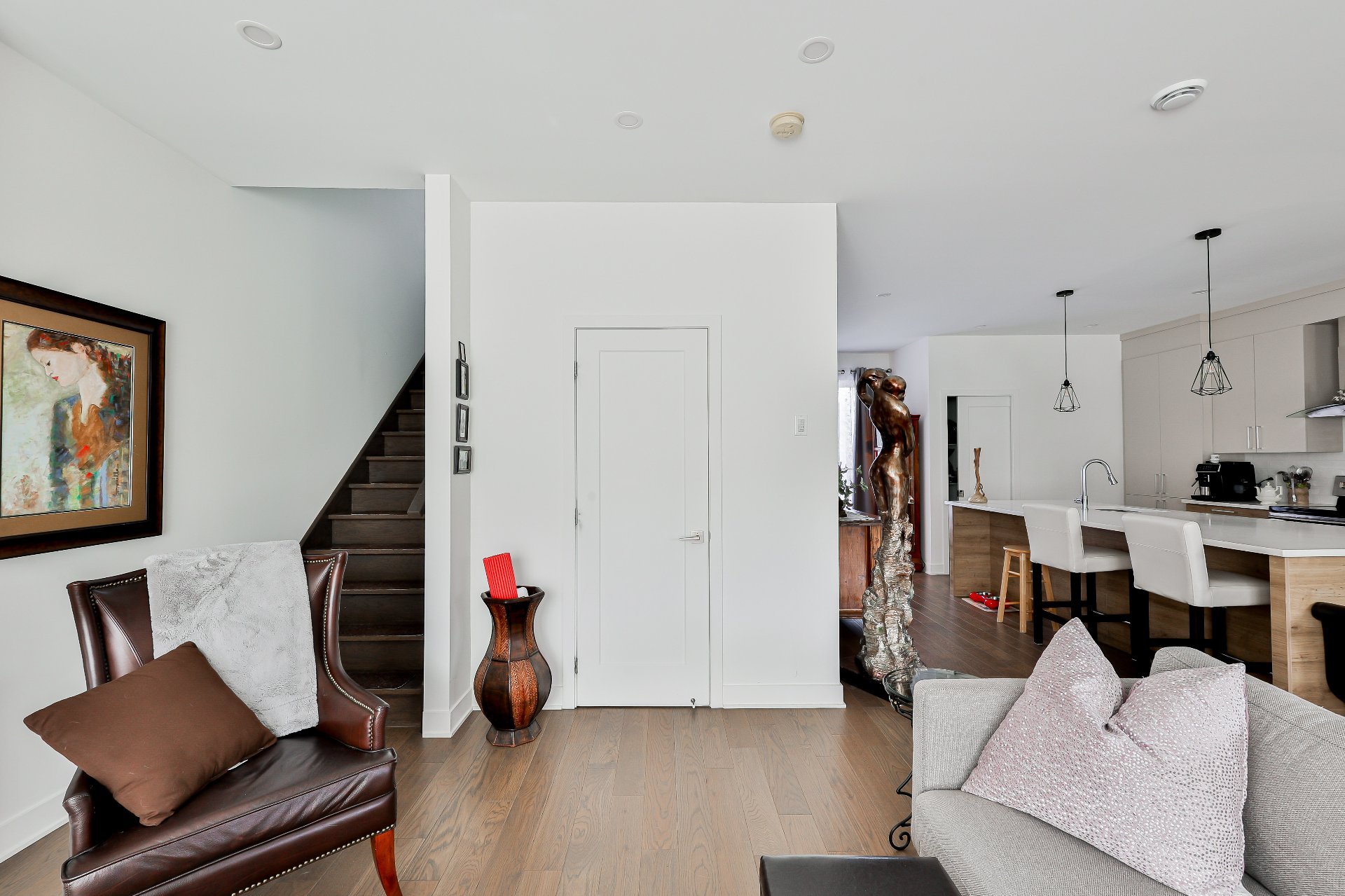 Photo - Overall View