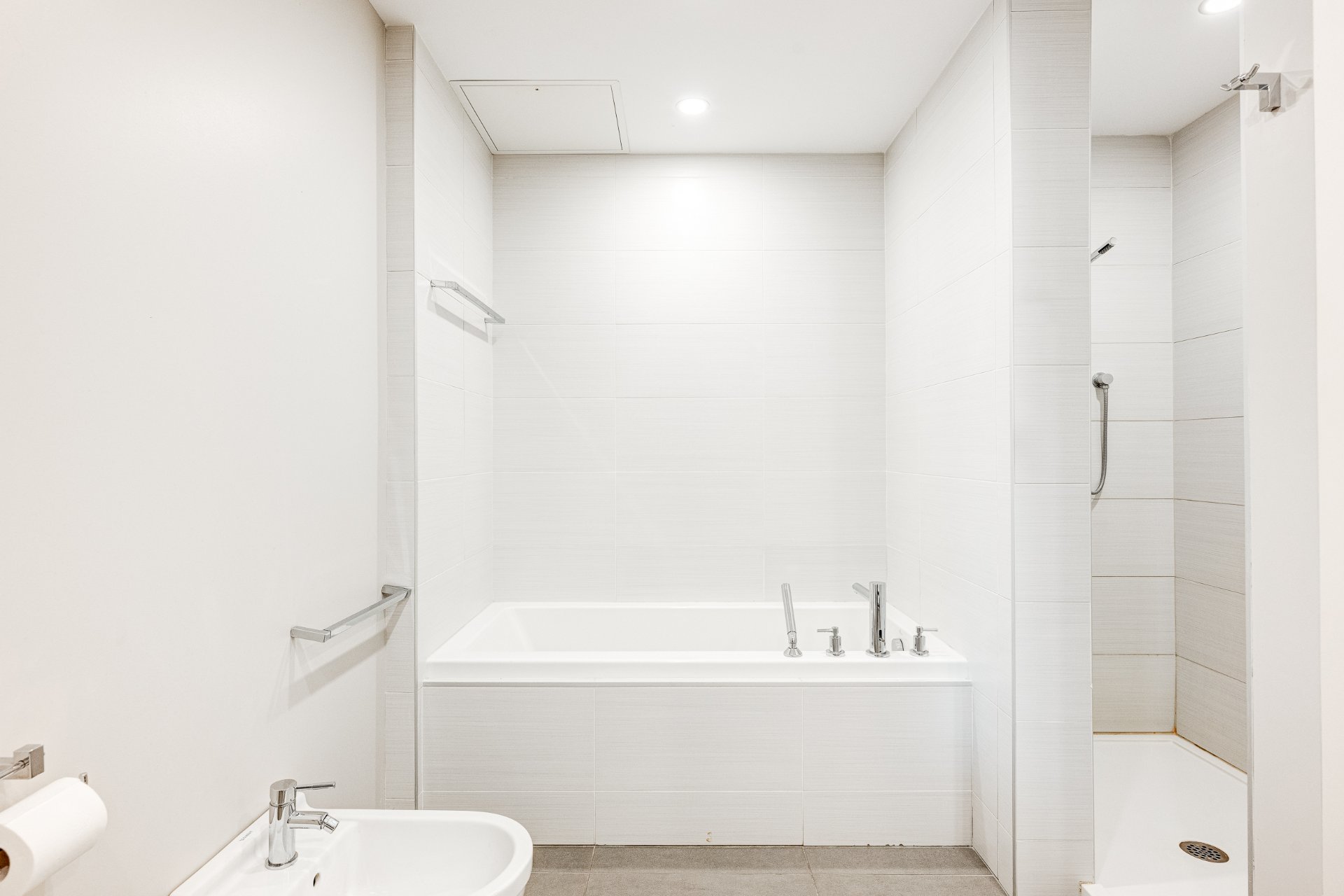 Salle de bains attenante à la CCP