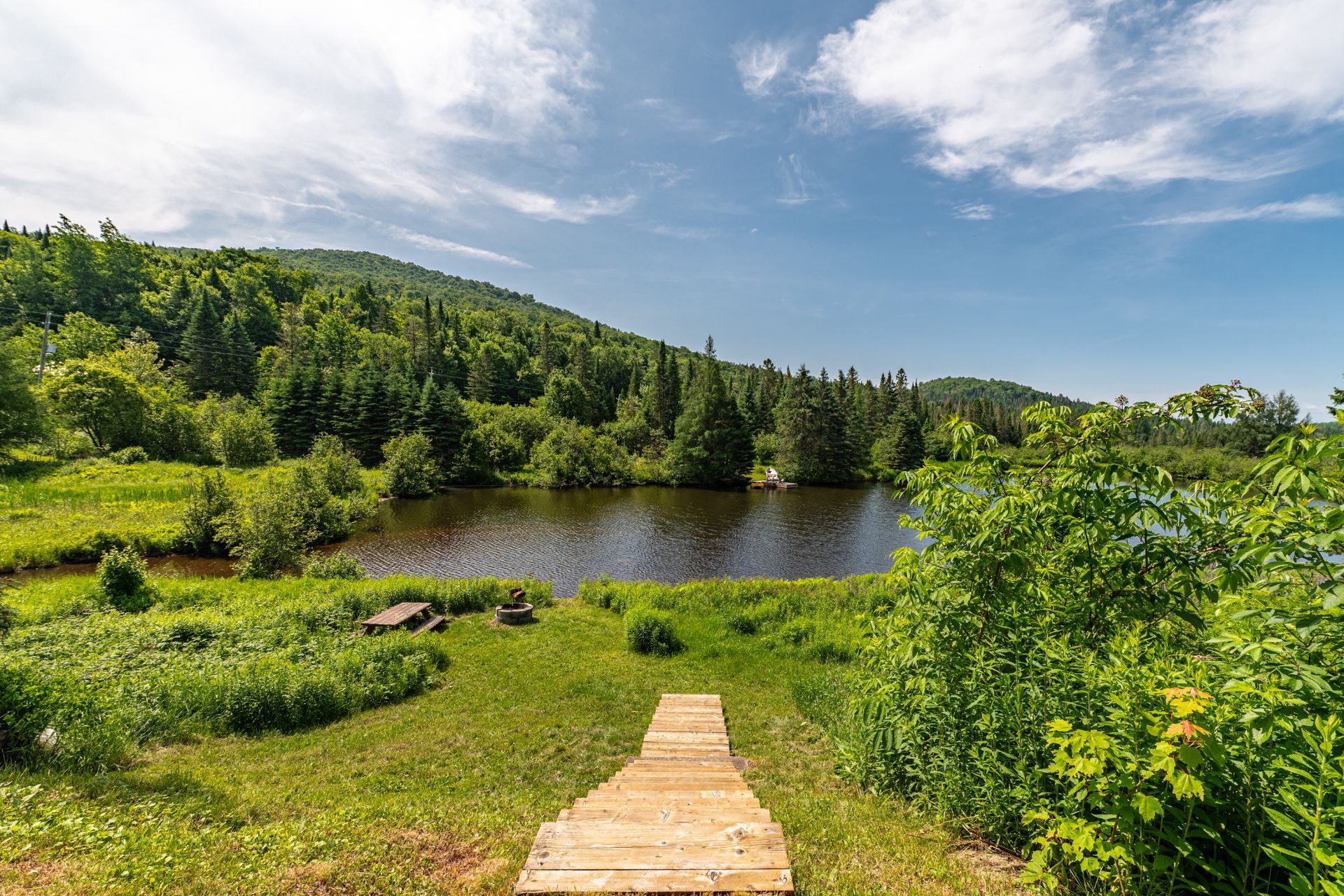 Photo - Vue sur l'eau