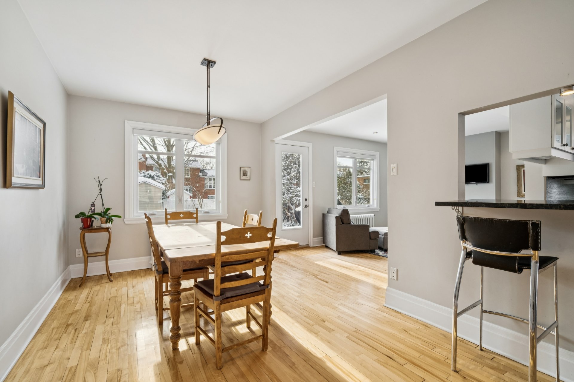 Photo - Salle à manger