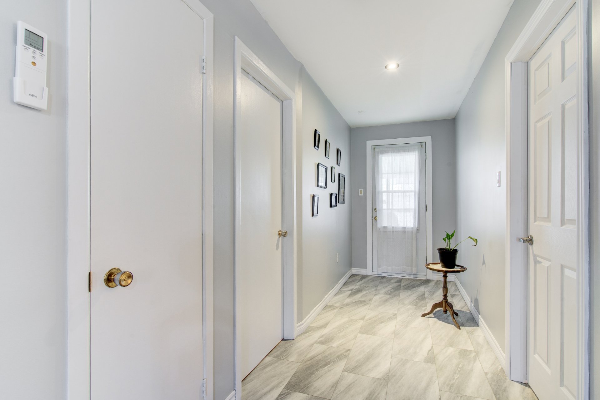 Photo - PASAGEWAY