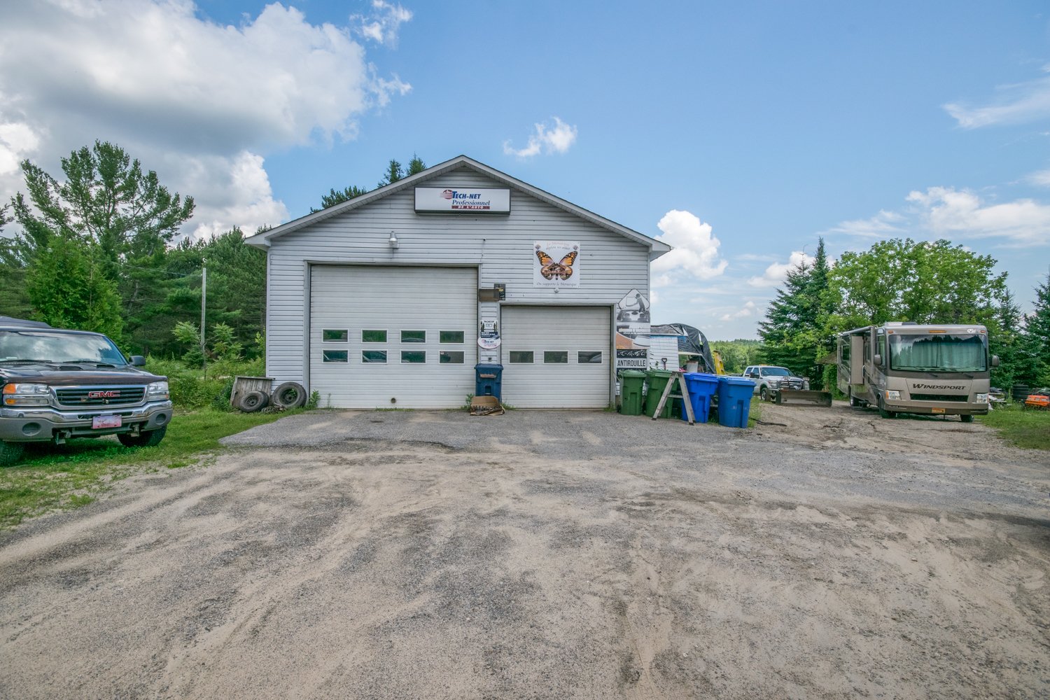 Garage