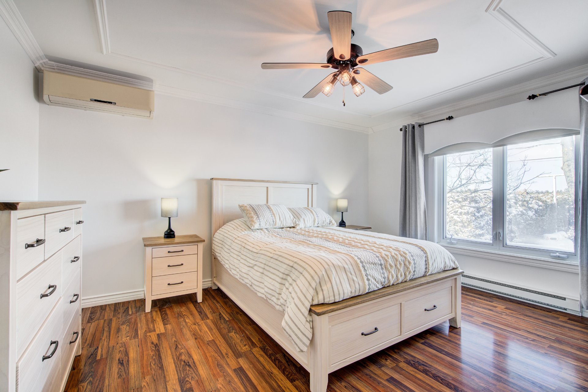 Photo - Bedroom